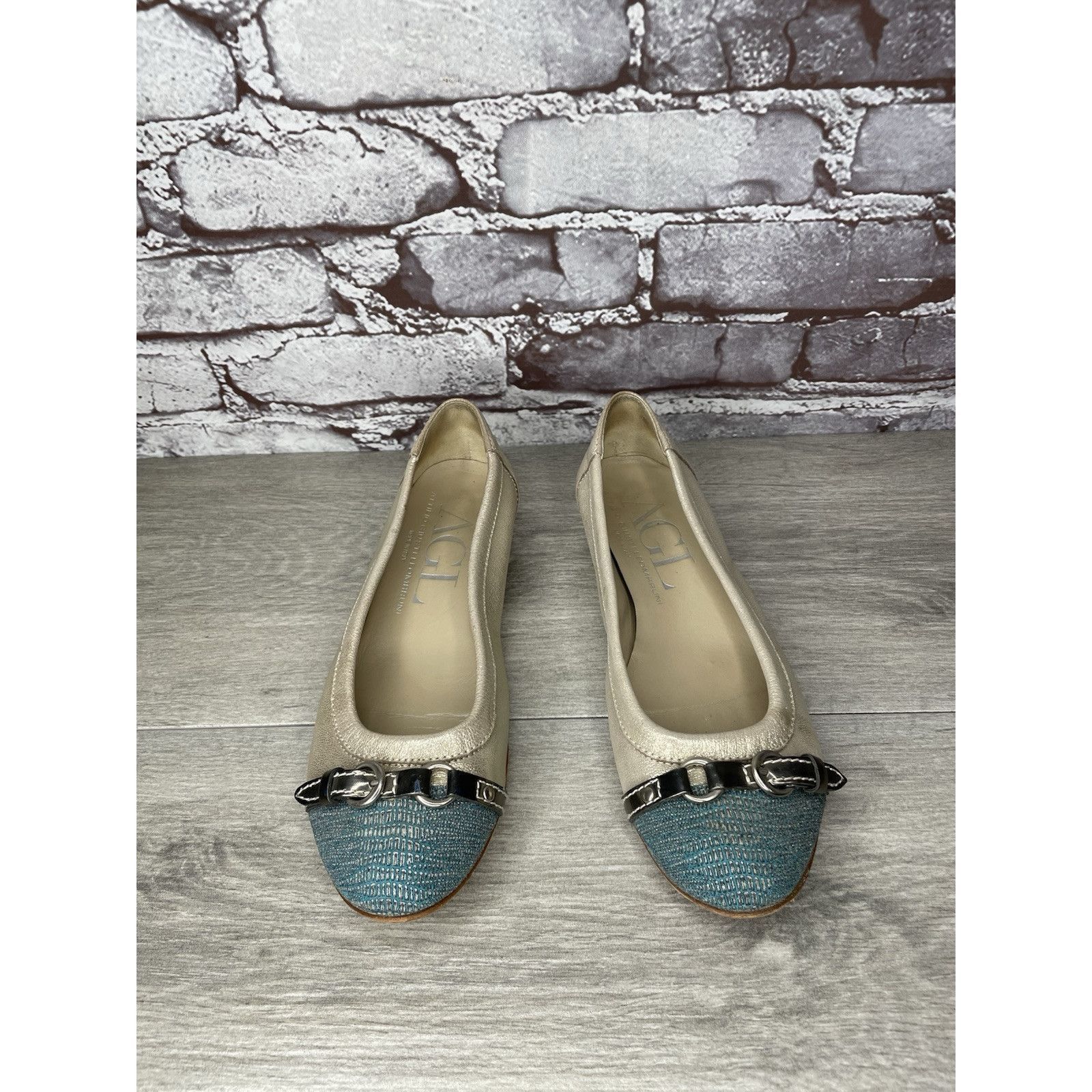 AGLINI AGL Metallic Gold Shimmer Leather Blue Cap Toe Ballet Flats Size US 6 / IT 36 - 4 Thumbnail