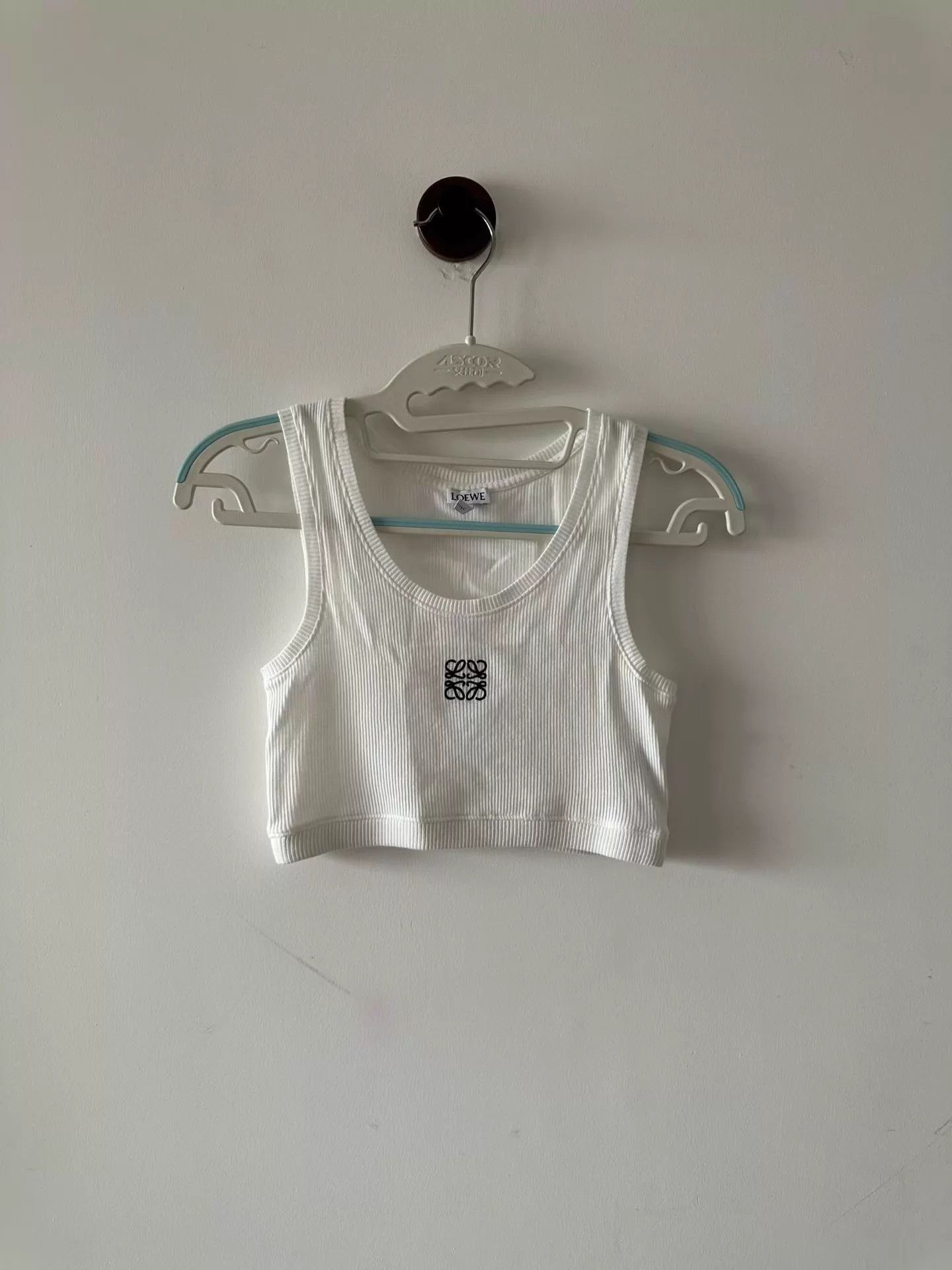 Loewe LOEWE White Embroidered Tank Top XS 99 New Size XS / US 0-2 / IT 36-38 - 1 Thumbnail