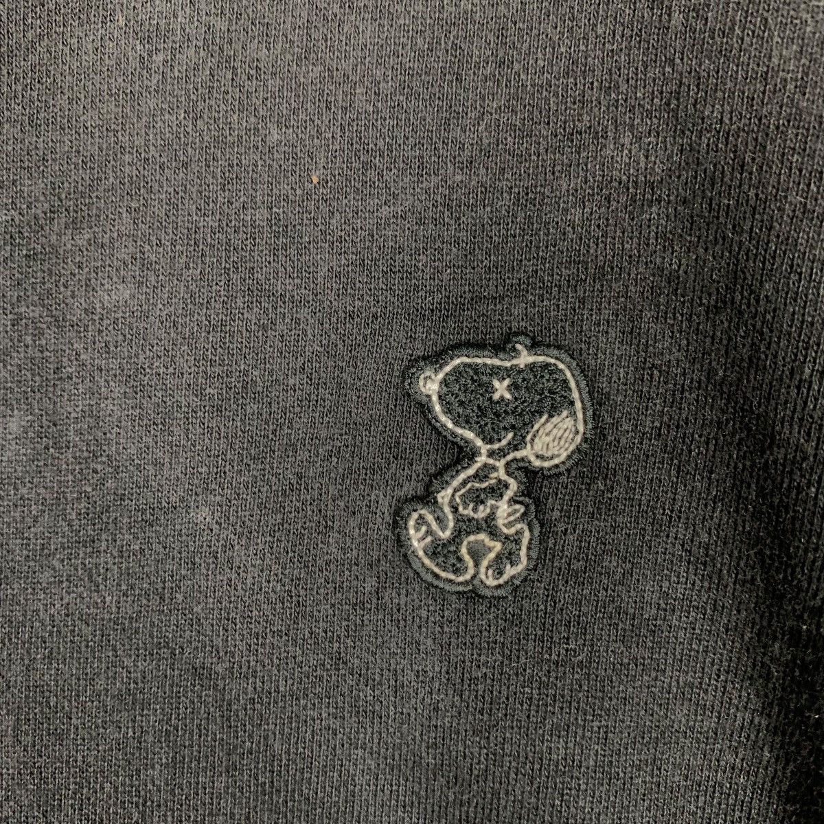 Kaws × Peanuts × Uniqlo UT X KAWS X PEANUTS SMALL LOGO SWEATSHIRTS #0715-C33 Size US M / EU 48-50 / 2 - 9 Thumbnail