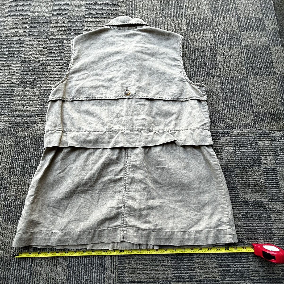 Gap GAP Vtg Y2K Khaki Utility Outdoors Full-Zip Vest Size US XL / EU 56 / 4 - 6 Thumbnail