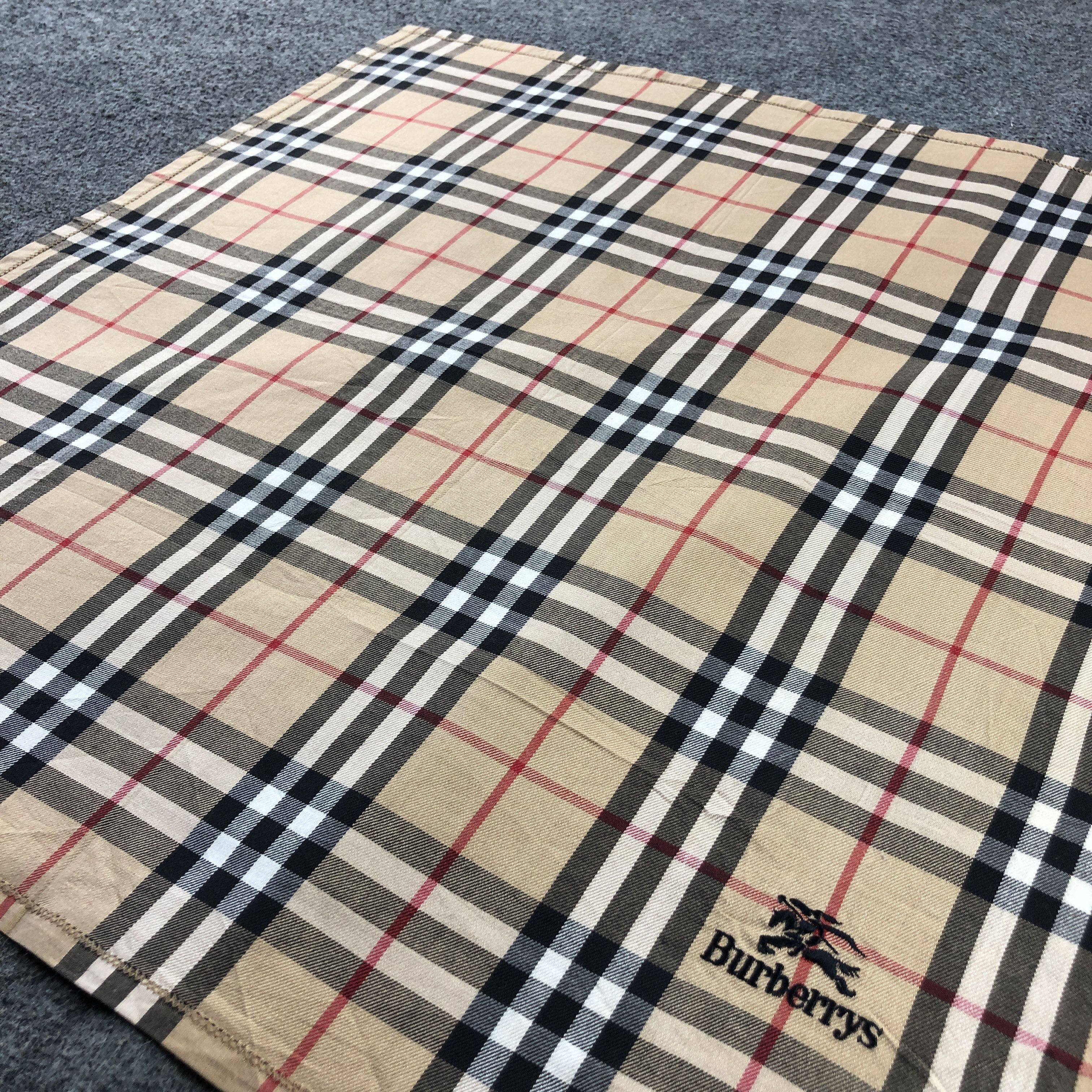 Burberry Burberry Nova Check Handkerchief Neckerchief Bandana H2777 Size ONE SIZE - 3 Thumbnail