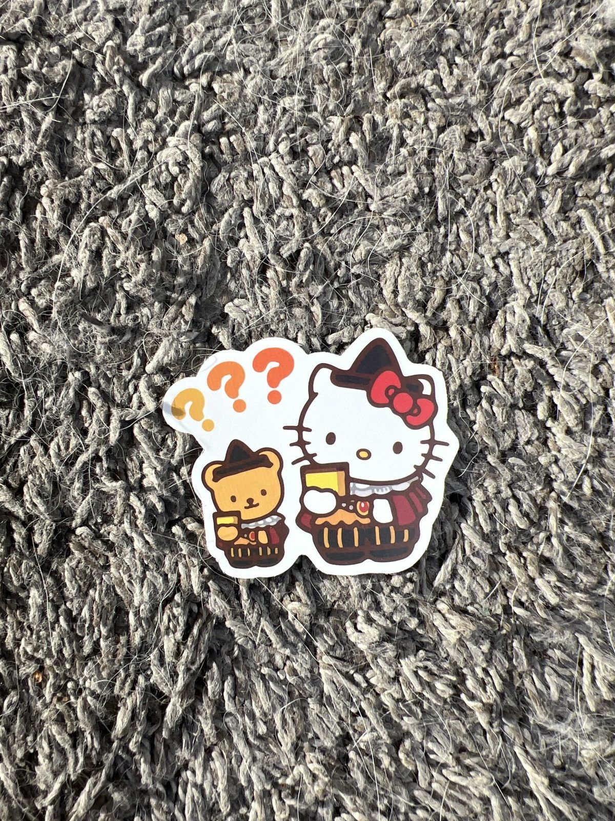 Hypebeast × Vintage Hello Kitty Halloween Sticker Size ONE SIZE - 1 Thumbnail
