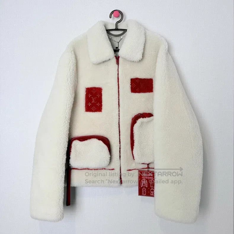Louis Vuitton Louis Vuitton Fur all-in-one jacket Size US L / EU 52-54 / 3 - 1 Thumbnail