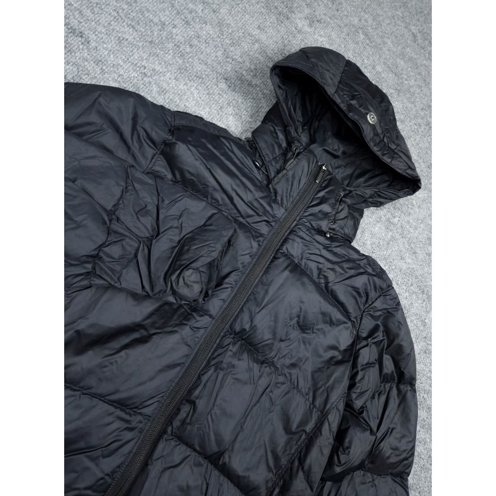 Mountain Hardwear Mountain Hardwear Puffer Coat Womens XS Black Hooded Long Down Jacket Long Sleeve Lightweight Winter Fall Outdoor Casual Travel Mens Womens Girls Boys Size XS / US 0-2 / IT 36-38 - 3 Thumbnail
