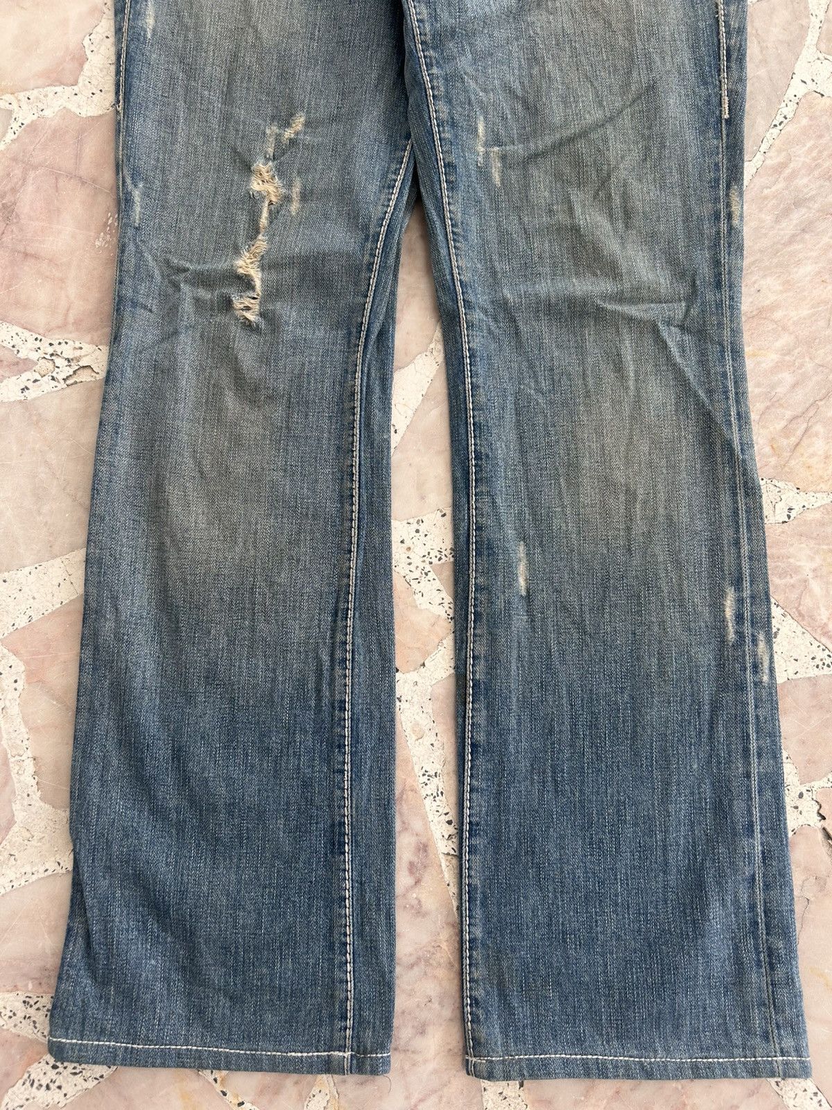 True Religion True Religion Distress Vintage Denim USA Size 28" / US 6 / IT 42 - 3 Thumbnail