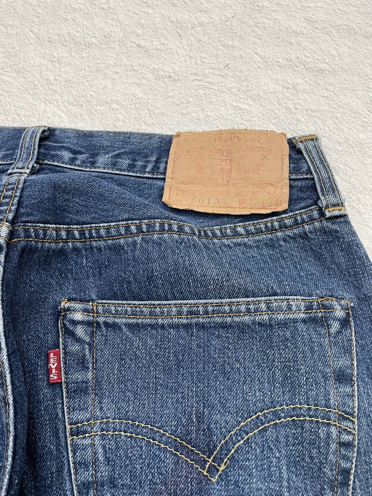 Levi's Levis 501 Vintage Blue Denim Washed Button Fly Size US 30 / EU 46 - 8 Thumbnail