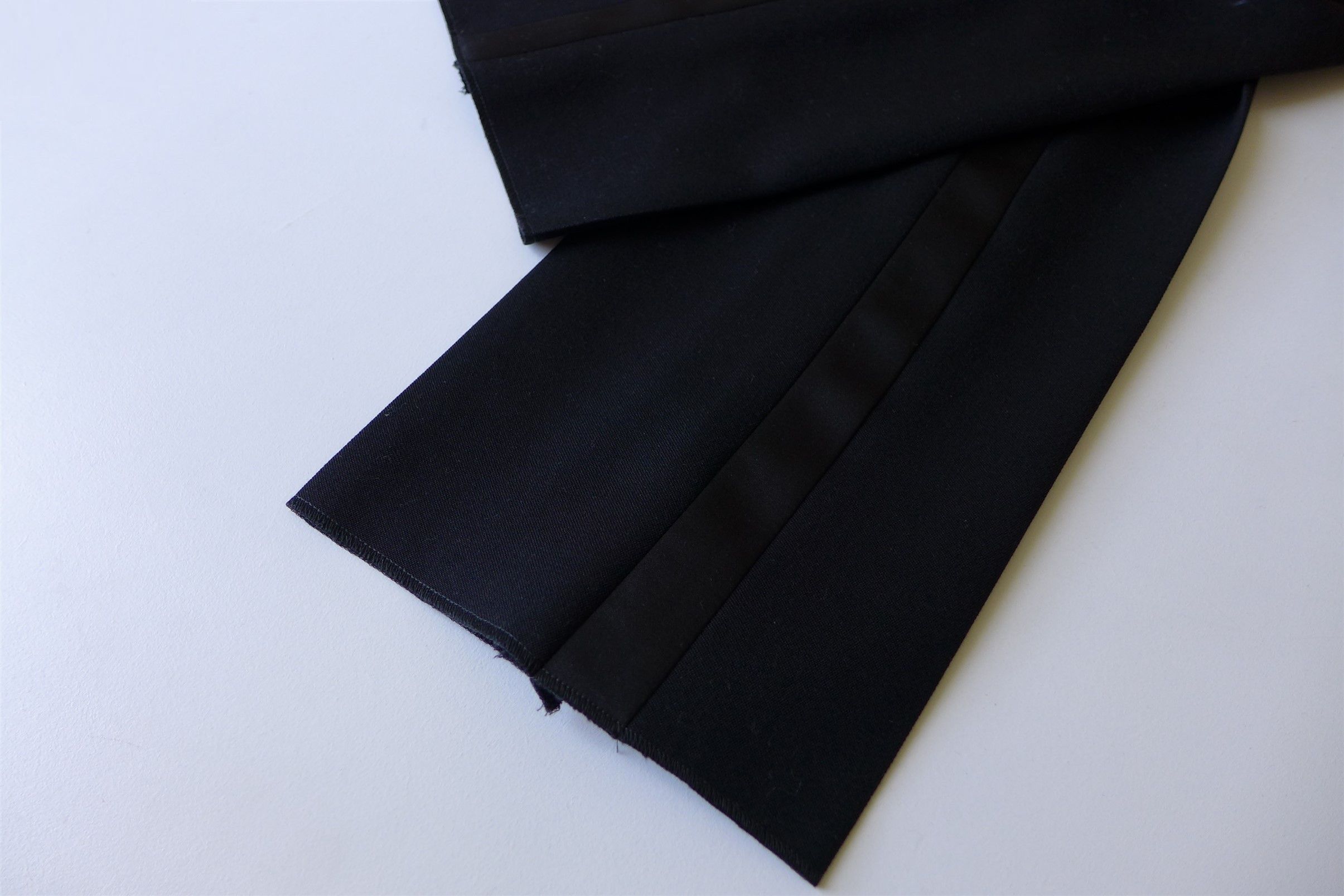 Saint Laurent Paris Saint Laurent Tuxedo Trousers - Black Wool Size US 34 / EU 50 - 15 Thumbnail