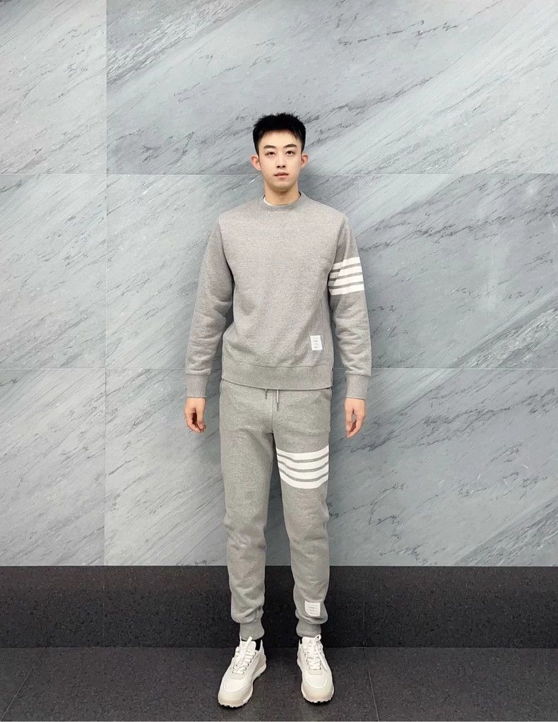 Thom Browne Thom Browne size1 Classic four-barrel sport pants Size US 26 / EU 42 - 8 Thumbnail