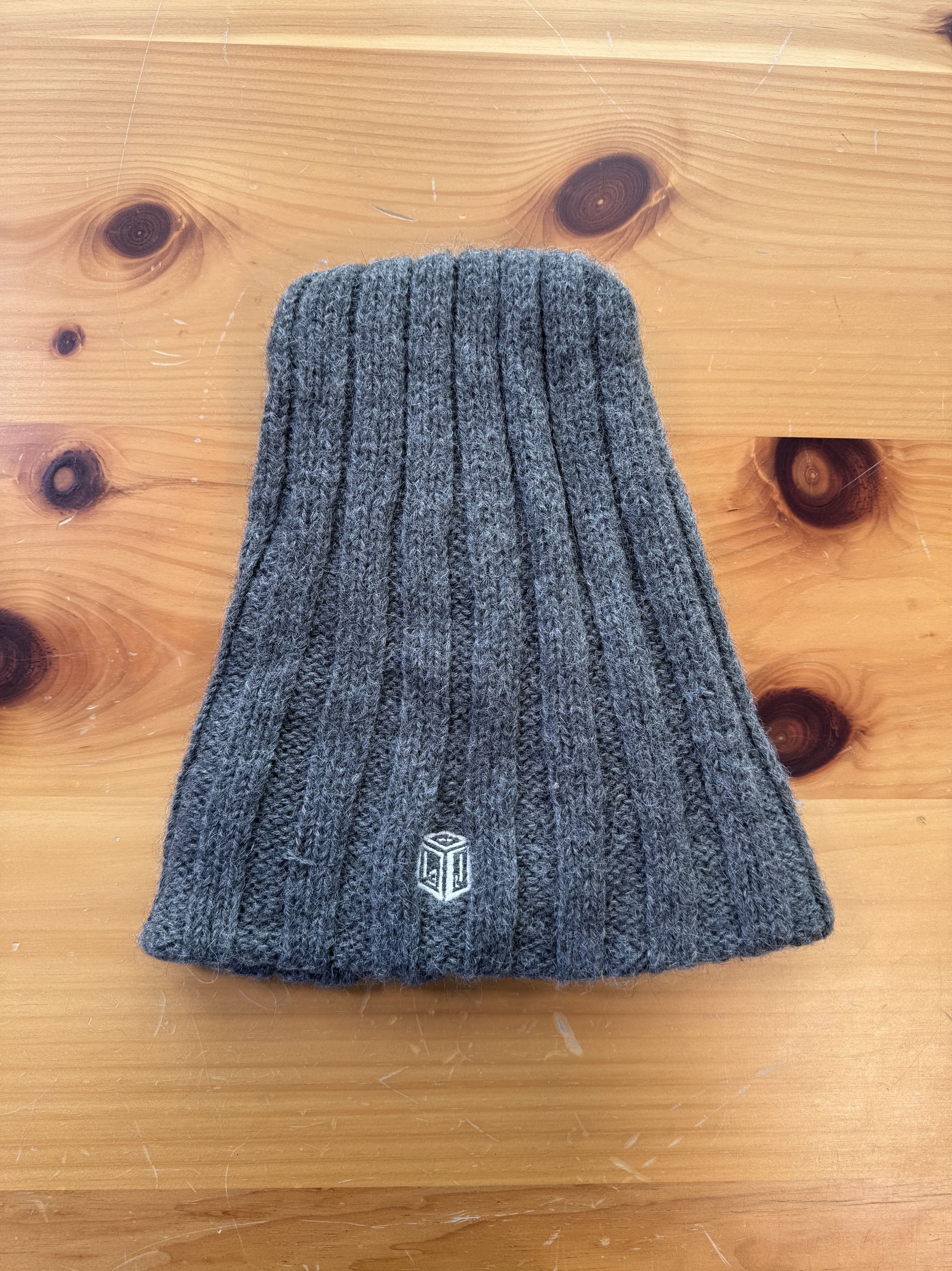 General Research Rare 00's General Research Oversized knit beanie Size ONE SIZE - 1 Thumbnail