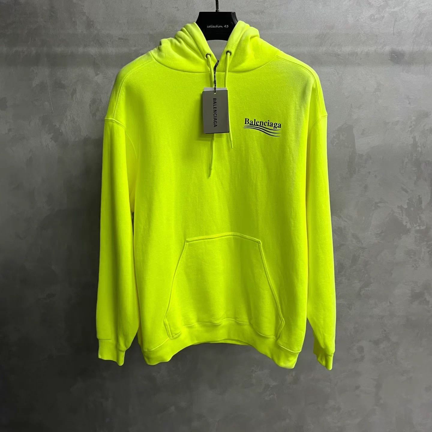 Balenciaga Balenciaga Fluo Yellow Wave Logo Letter Print Sweatshirt XS Size US XS / EU 42 / 0 - 1 Thumbnail