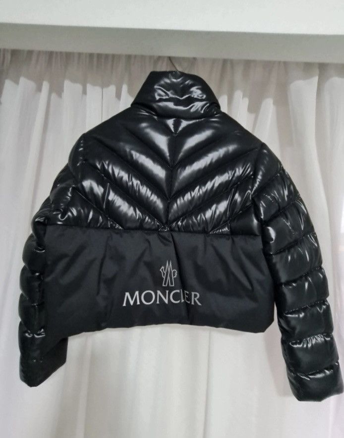 Moncler Moncler Cropped Puffer Coat Size XS / US 0-2 / IT 36-38 - 2 Thumbnail