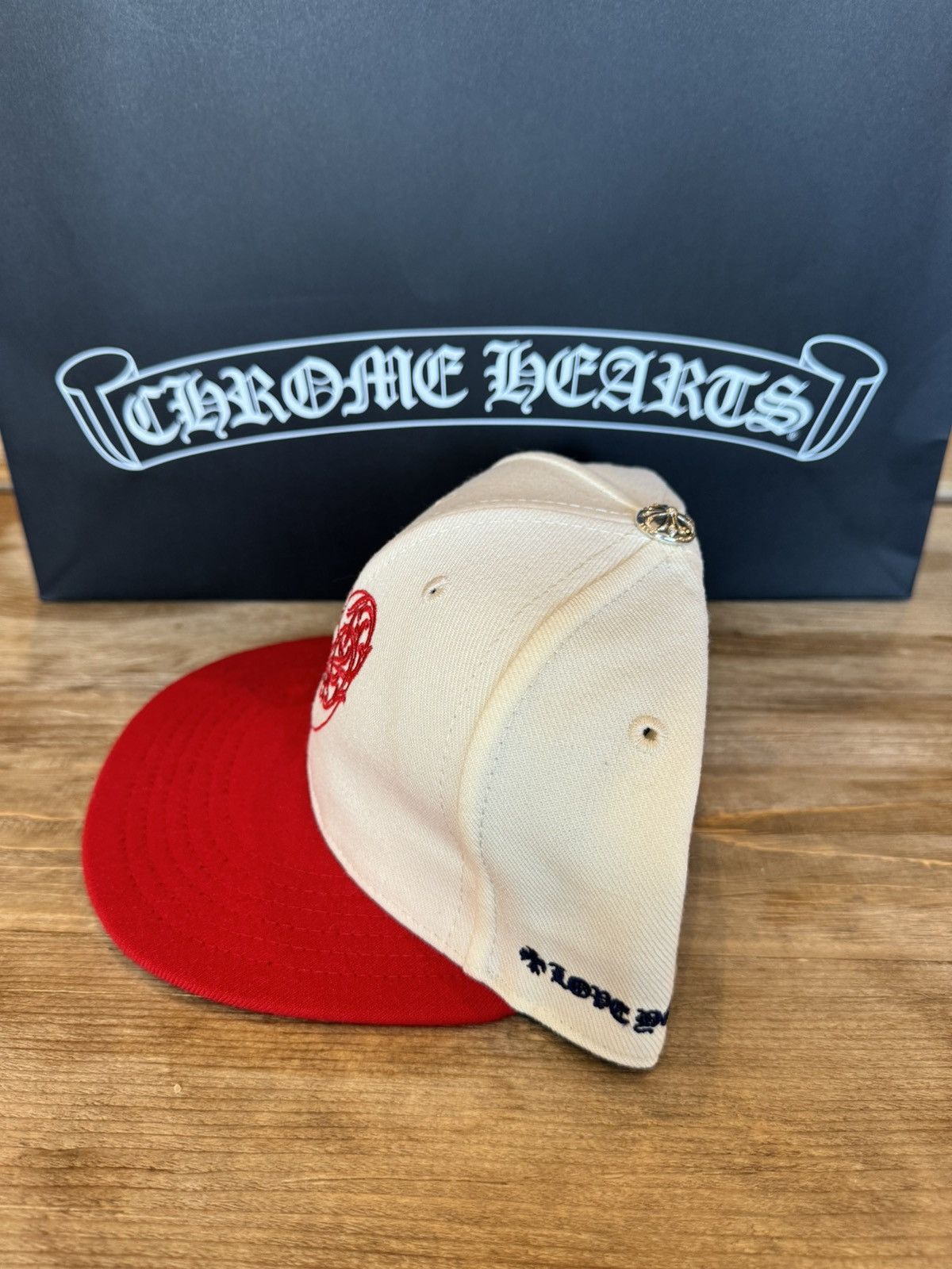 Chrome Hearts Chrome Hearts Fitted Hat White / Red Size ONE SIZE - 2 Thumbnail