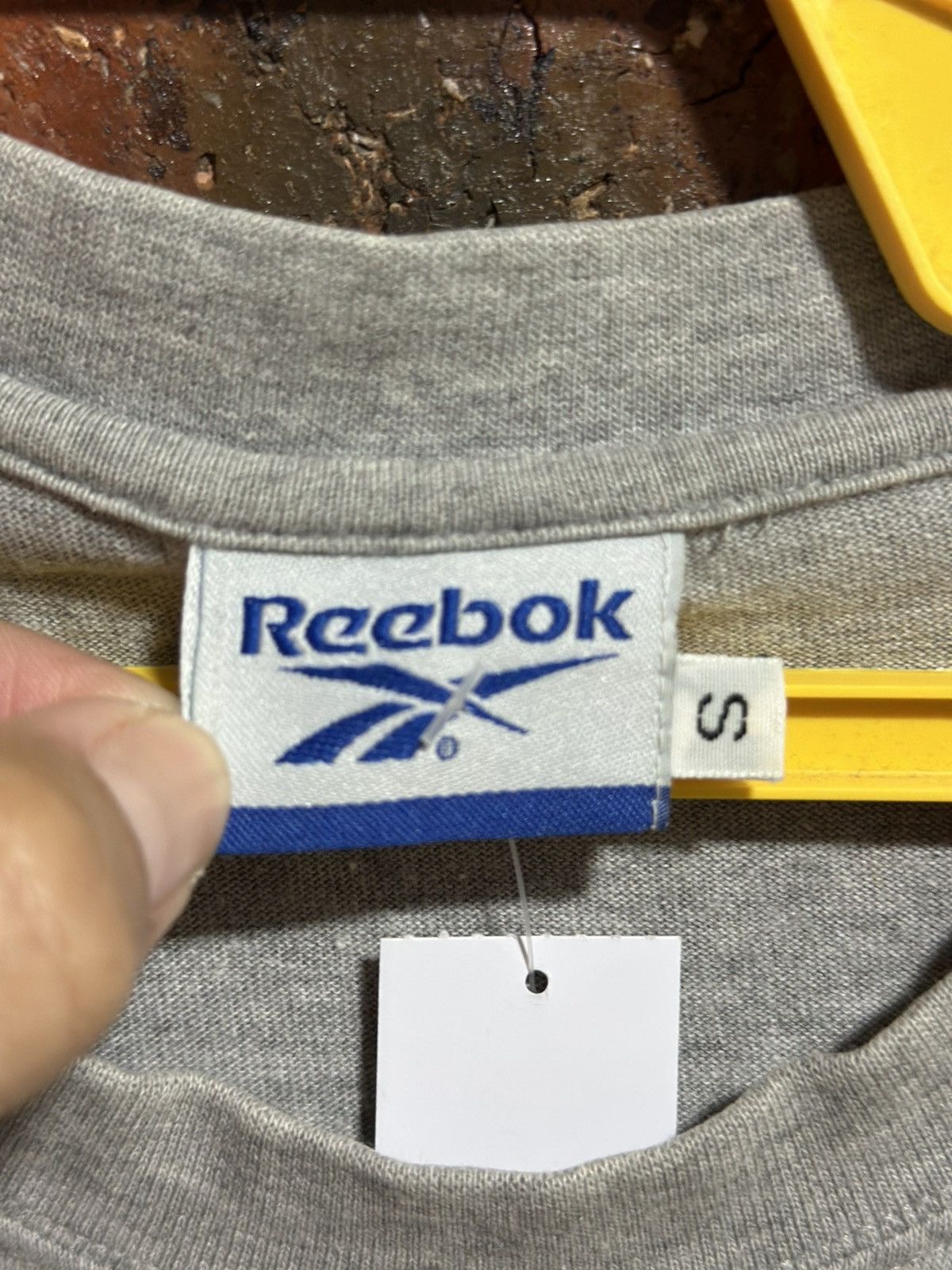 Reebok × Vintage Vintage Reebok Faded Tee Size US S / EU 44-46 / 1 - 5 Thumbnail