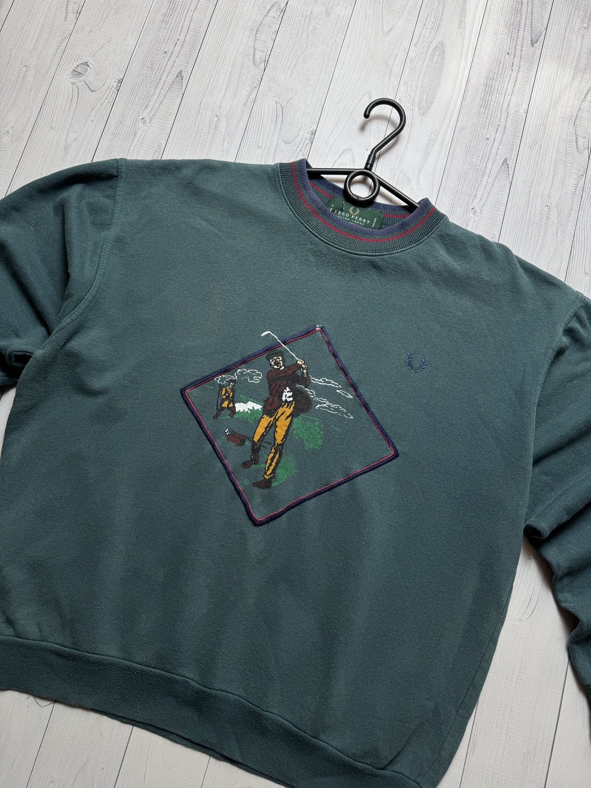 Vintage Vintage Fred Perry sweatshirt big central logo golf rare Size US XL / EU 56 / 4 - 2 Thumbnail