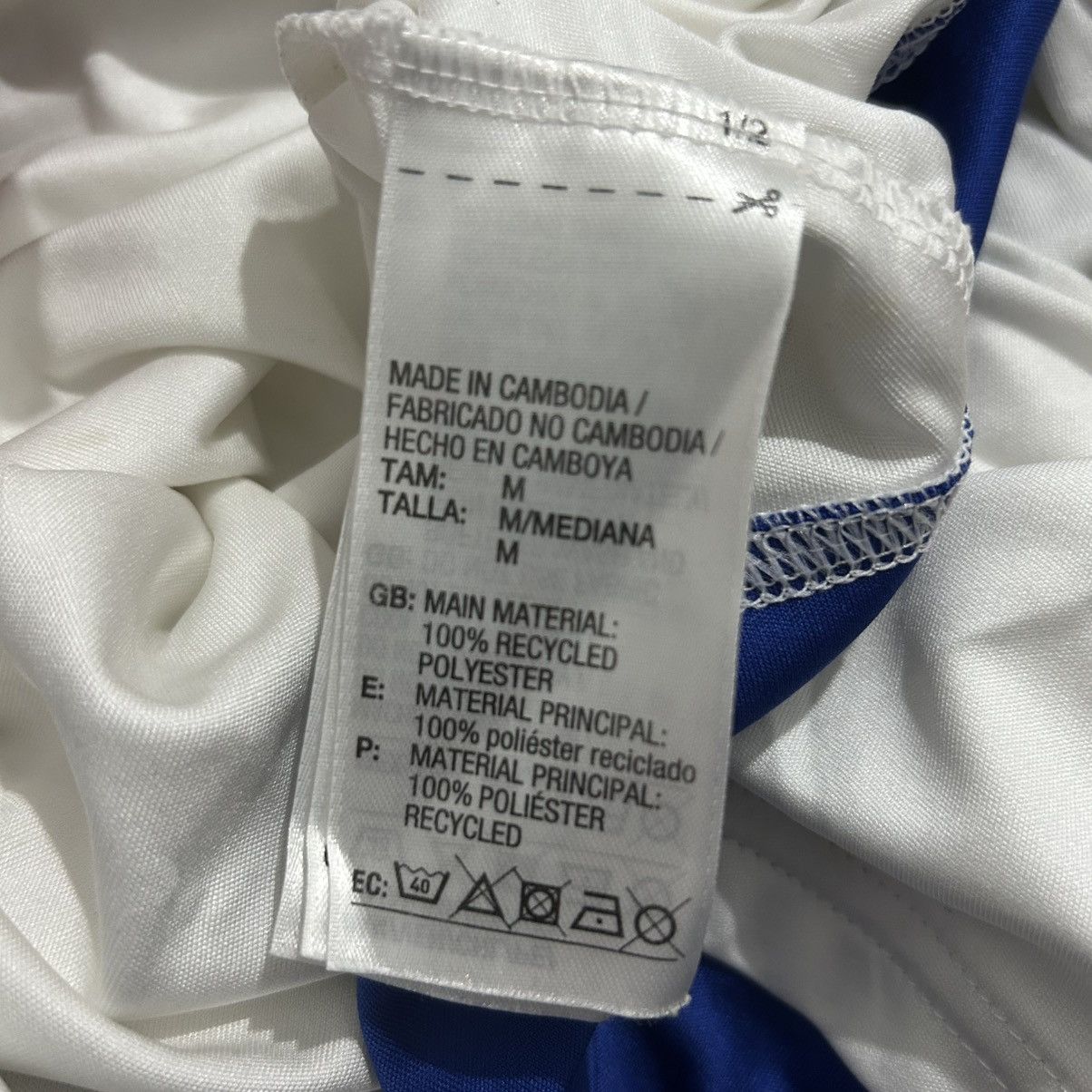 Adidas Chelsea 2015/16 Away Jersey Size US M / EU 48-50 / 2 - 4 Thumbnail