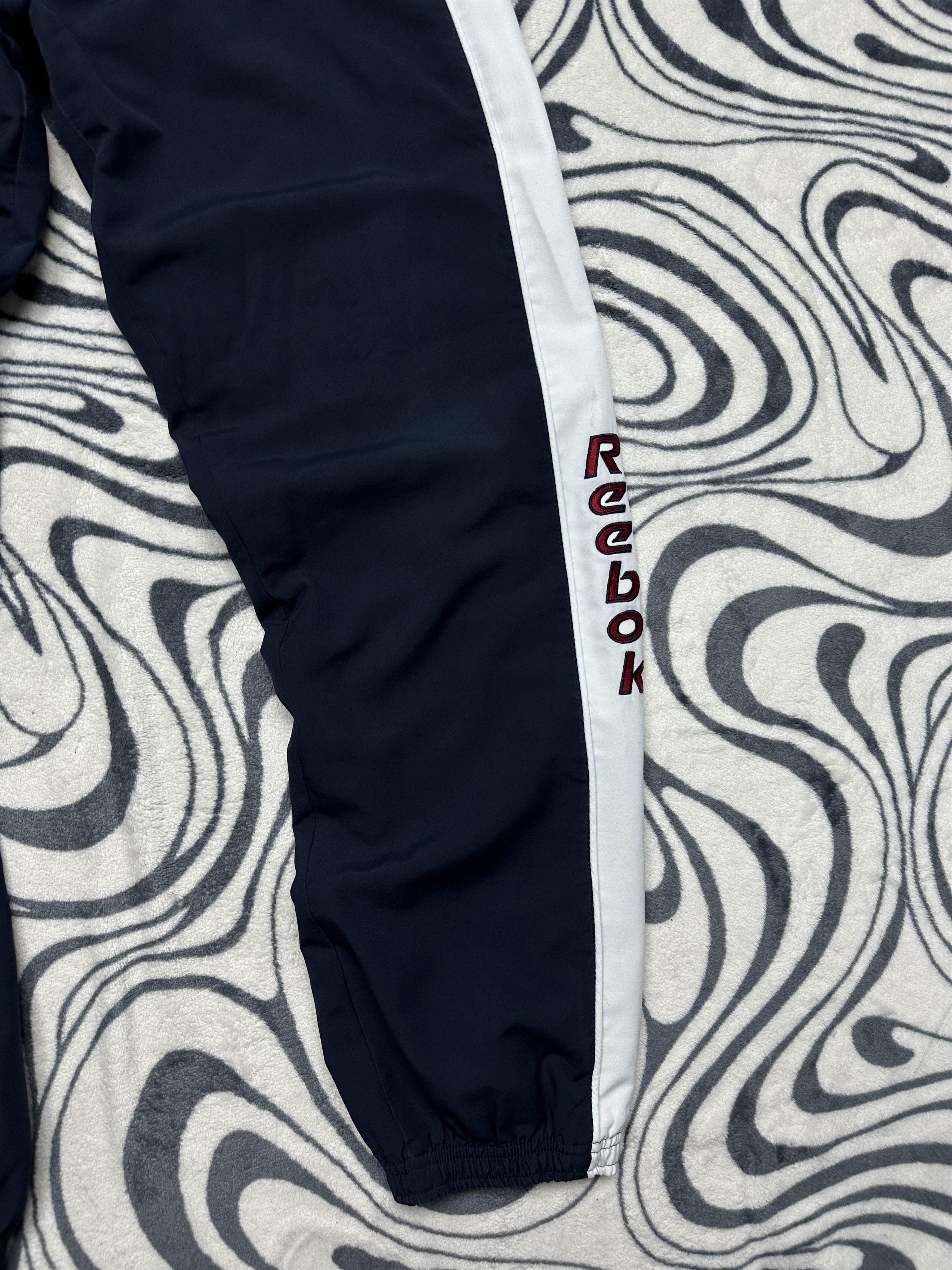 Reebok Vintage Reebok Mens Nylon Baggy Track Pants Y2K Size US 32 / EU 48 - 4 Thumbnail