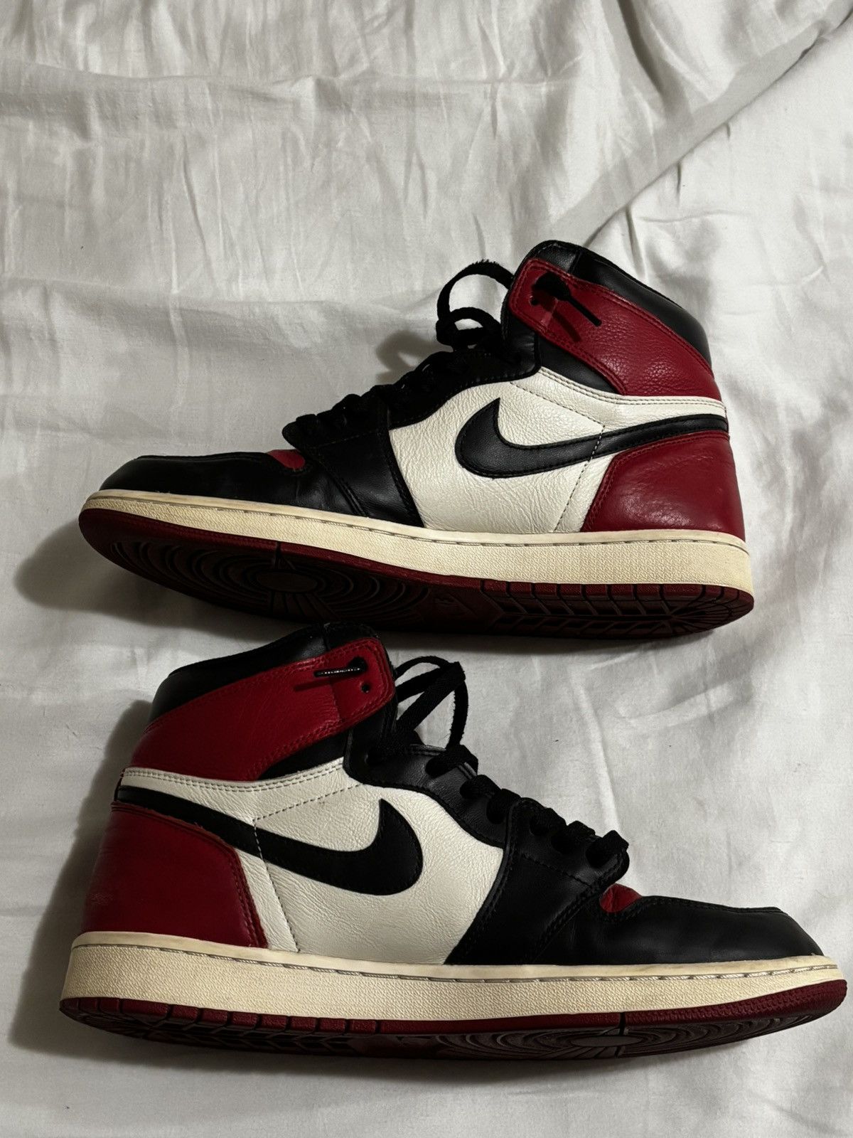 Jordan Brand Jordan 1 Retro Hi OG ‘Bred Toe’ Size US 12 / EU 45 - 3 Thumbnail