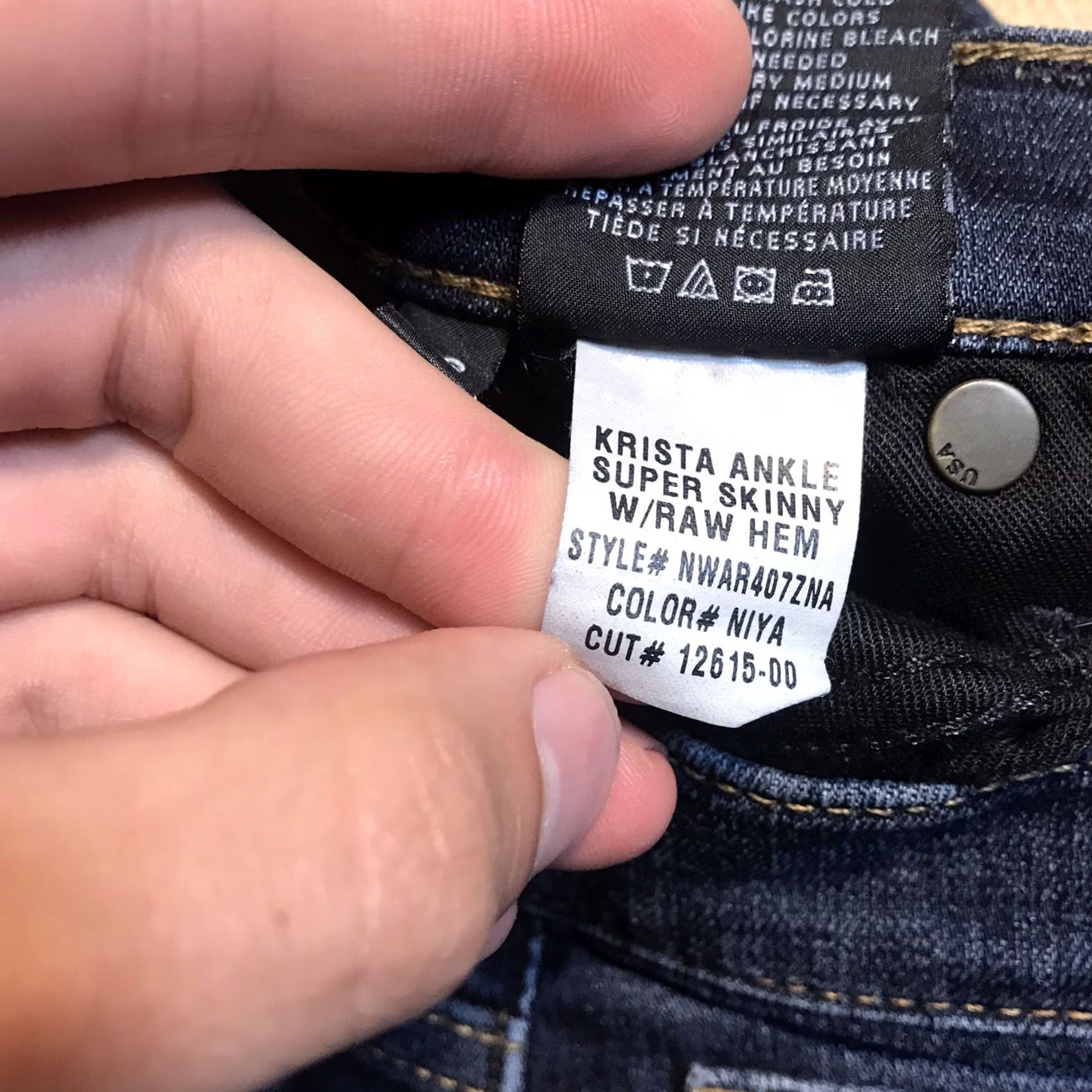 Hudson VINTAGE? No. Hudson Krista Ankle Super Skinny Raw Hem Jeans Denim Womens 26 Inseam 28? No. Size 26" / US 2 / IT 38 - 7 Thumbnail