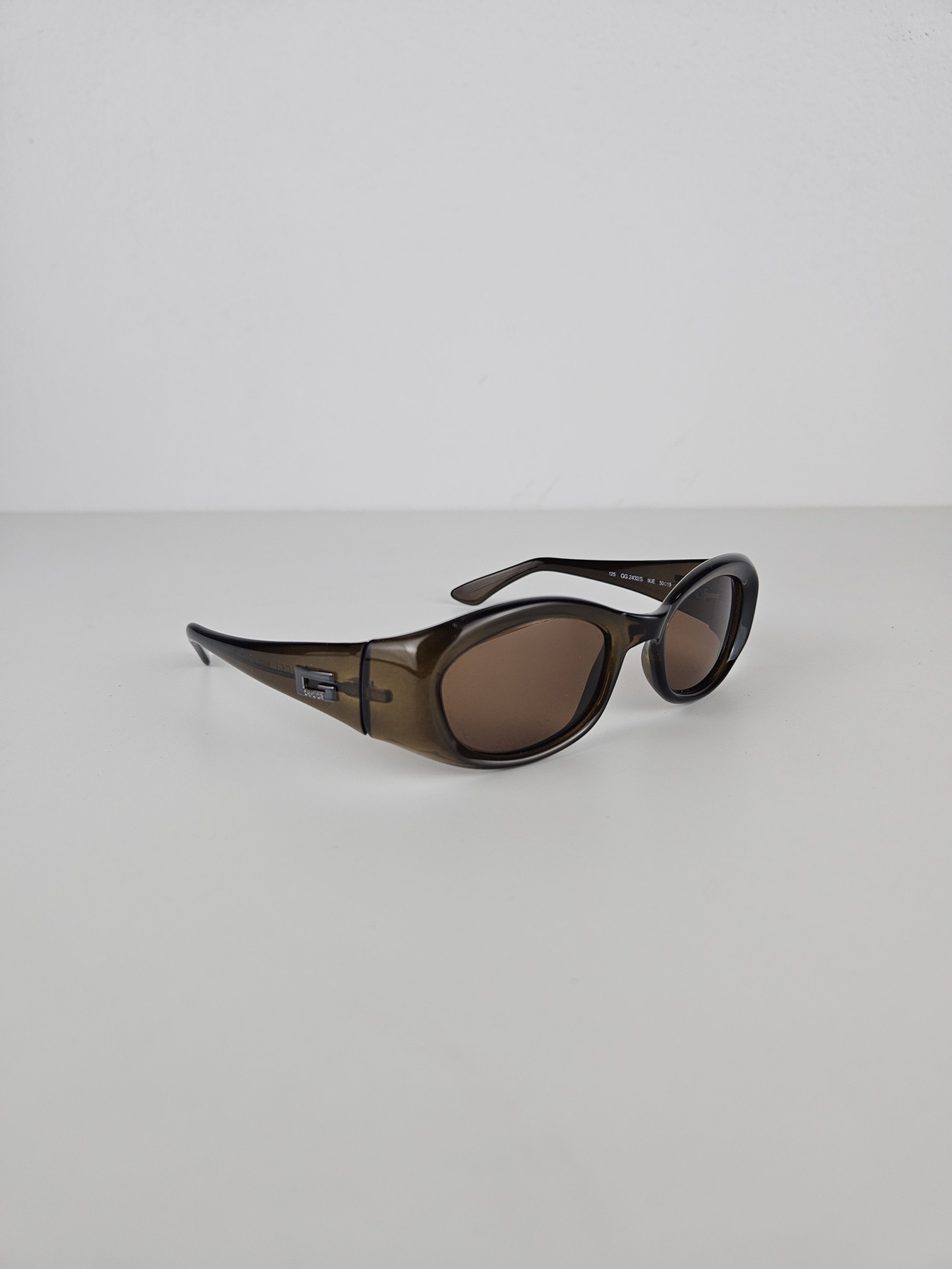 Gucci Archive Gucci Tom Ford era GG2432/S sunglasses Size ONE SIZE - 7 Thumbnail