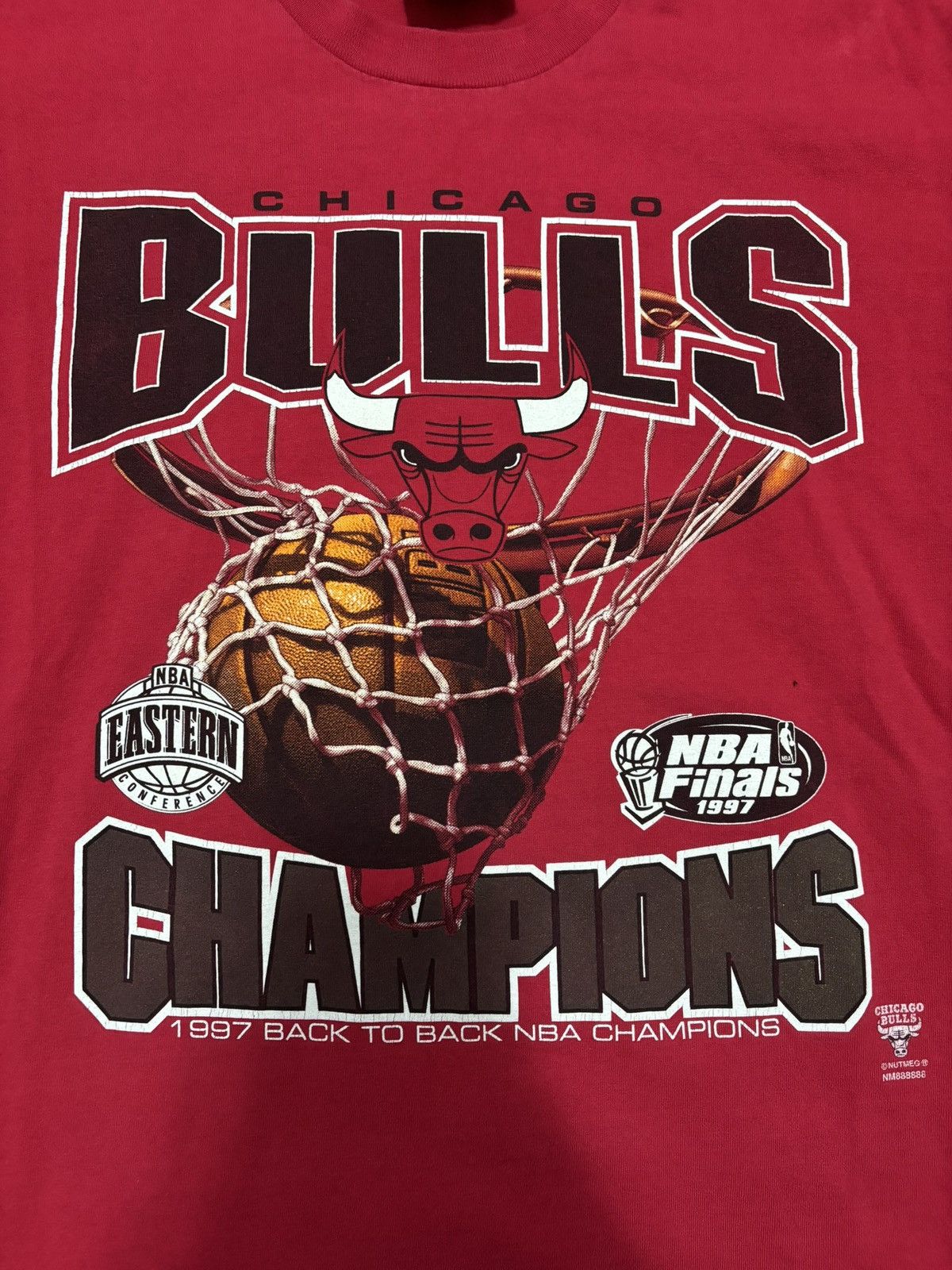 Lee Lee Chicago Bulls 1997 NBA Finals Champions Tee Red Medium Size US M / EU 48-50 / 2 - 3 Thumbnail