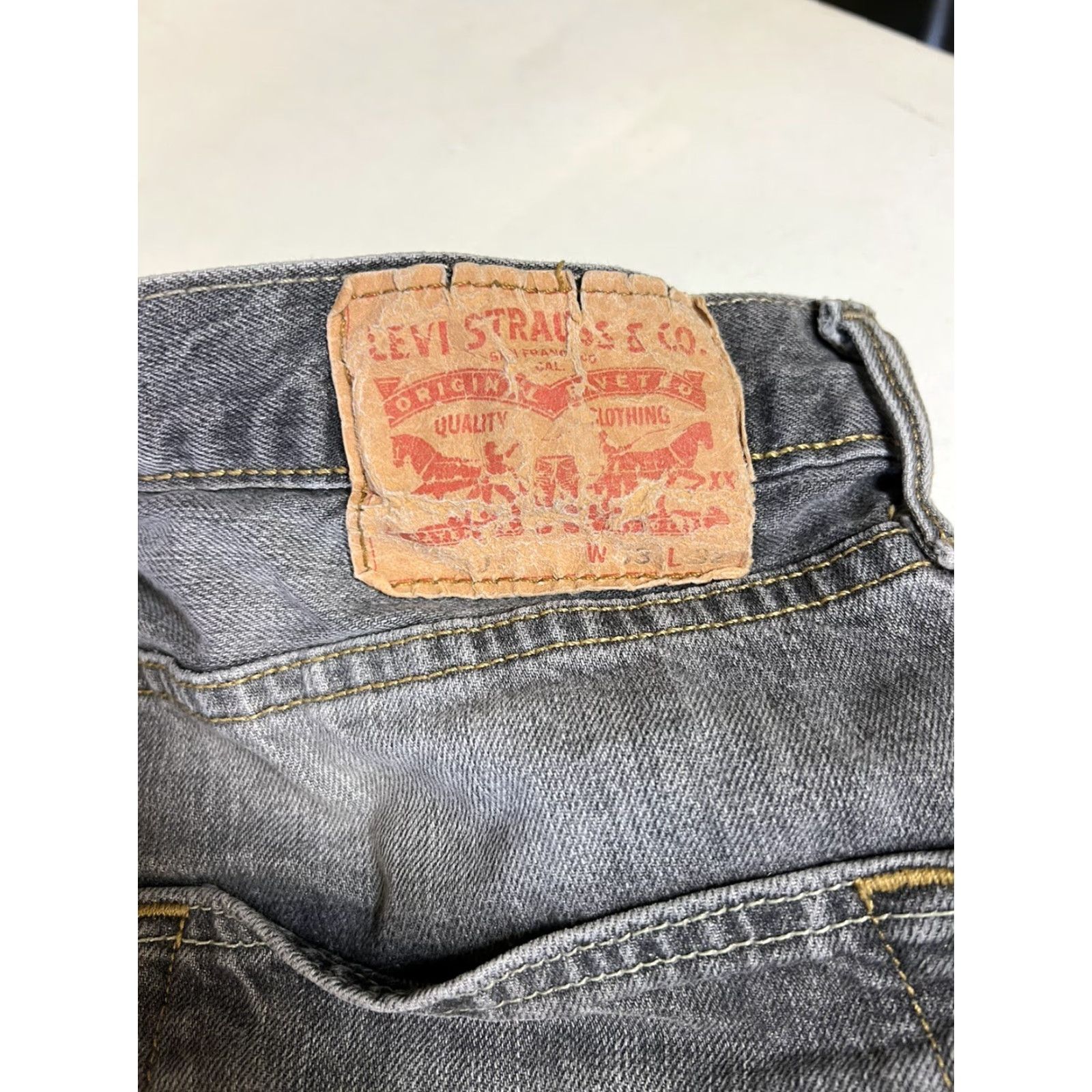 Levi's VINTAGE Levi's 501 XX Jeans – Denim, Gray, Slim, Regular, 33x32, Distressed, Straight, Men's Jeans Size US 33 - 7 Thumbnail