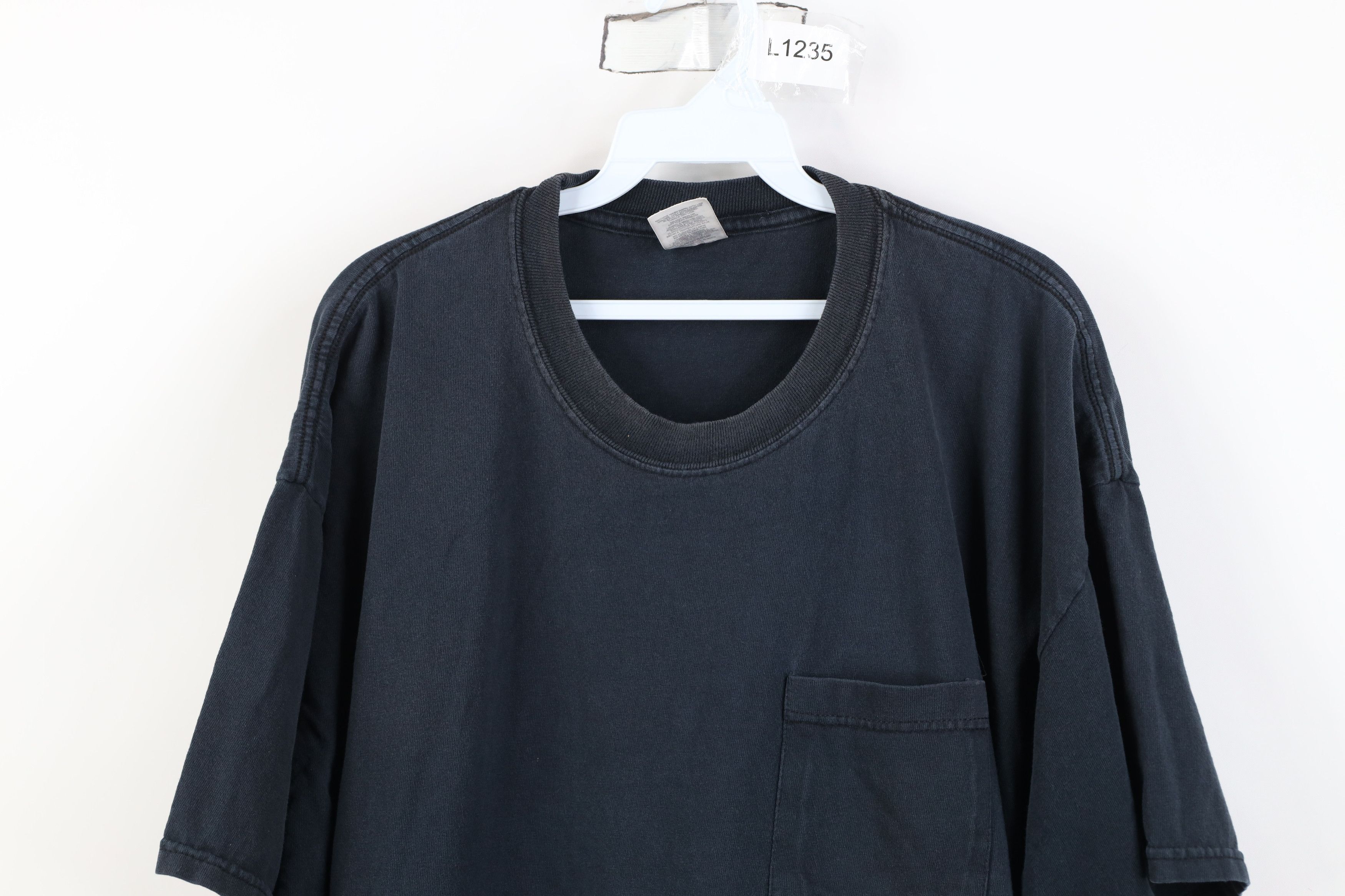 Vintage Vintage 90s Y2K Streetwear Blank Cotton Pocket T-Shirt Black Size US XXL / EU 58 / 5 - 2 Thumbnail