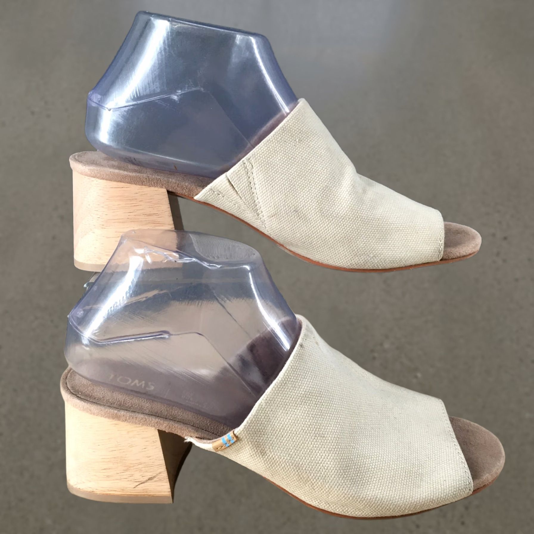 Toms Toms Grace Sandals Womens 8.5 Beige Fabric Slip On Mule Casual Open Toe Heels Size US 9 / IT 39 - 1 Thumbnail