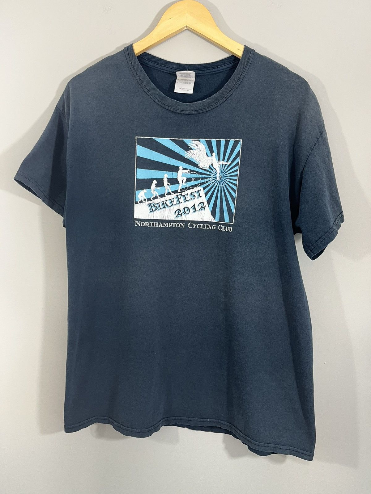 Other Thrashed Sun Faded Distressed Navy Tee Size US L / EU 52-54 / 3 - 1 Thumbnail