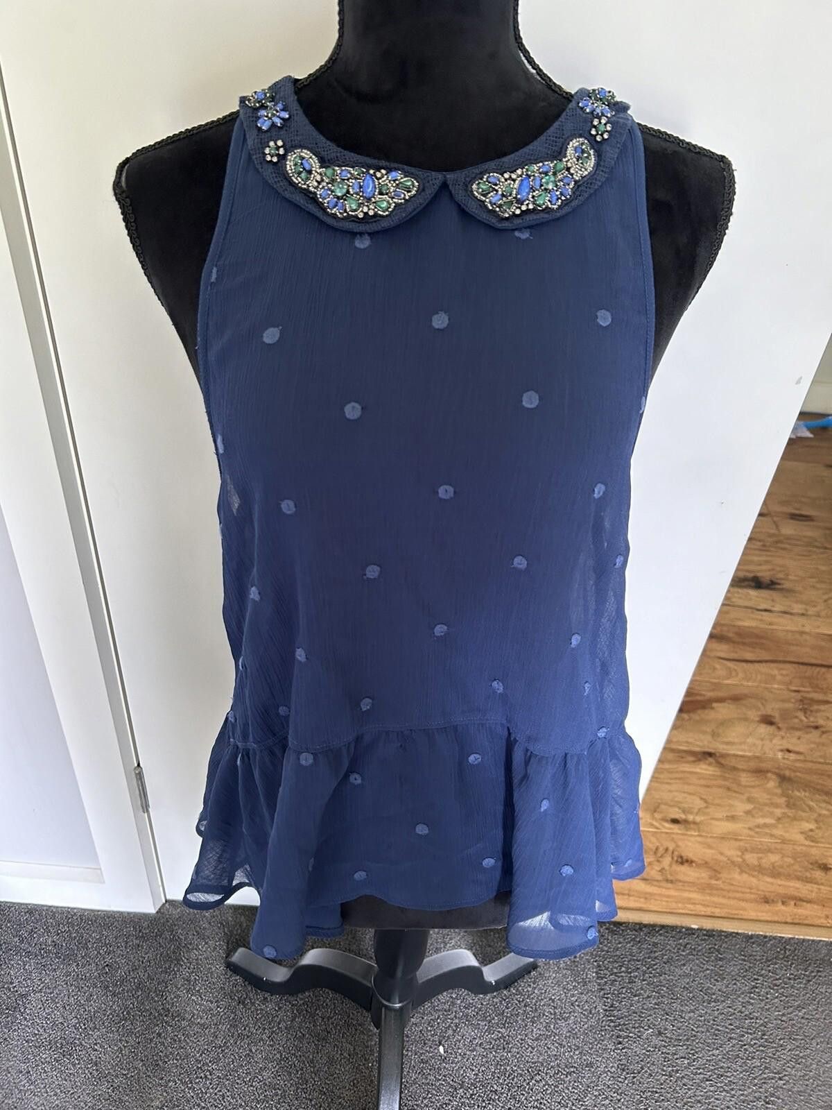 Abercrombie & Fitch Abercrombie and Fitch Beaded Singlet Top Blue - Size M (001) Size M / US 6-8 / IT 42-44 - 2 Thumbnail