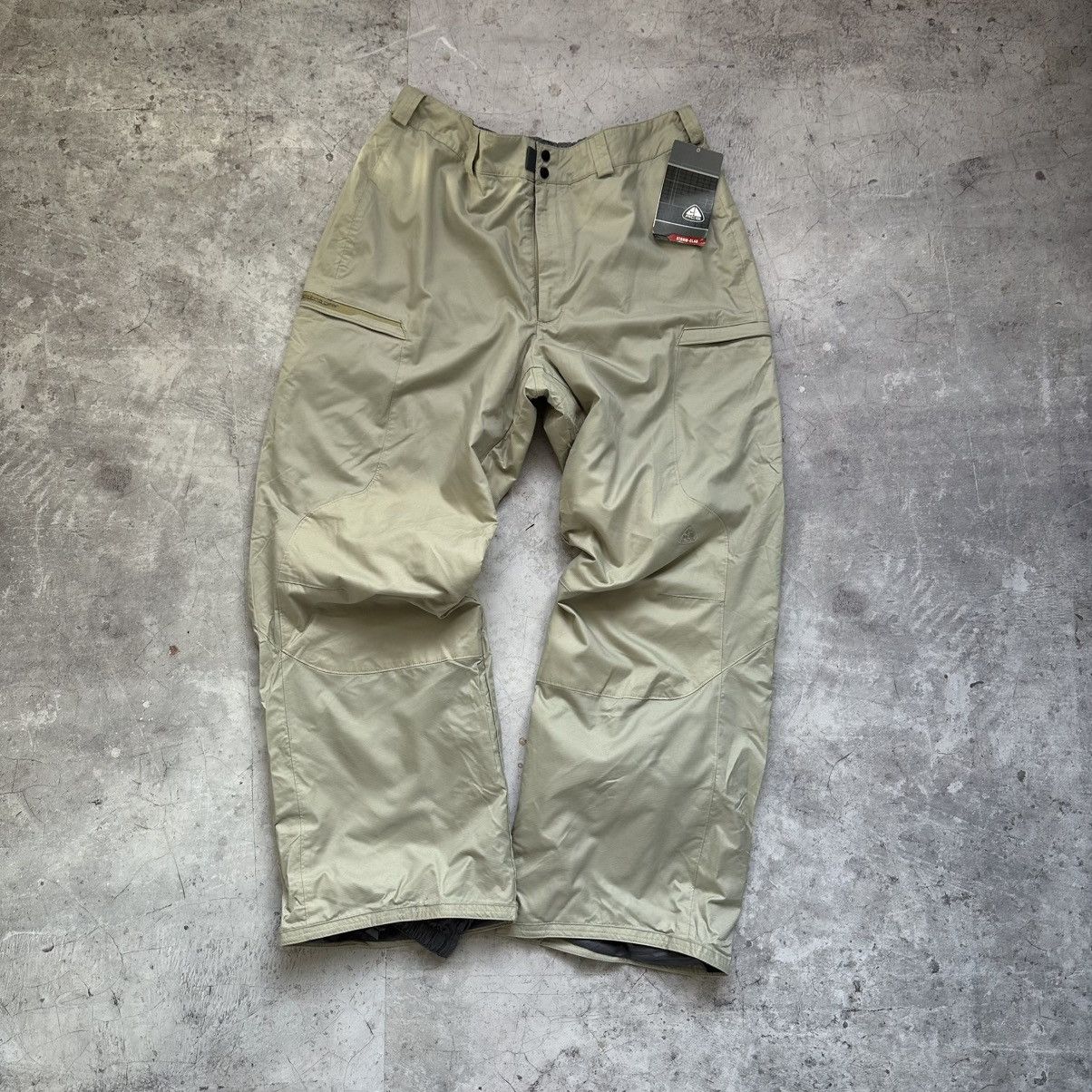 New Vintage 2002 Nike Acg Skipants