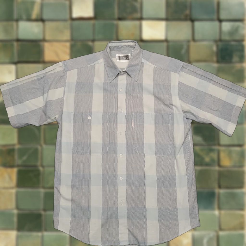Levi's VINTAGE Levis Shirt Mens M Blue Plaid BIG E Silver Label Short Sleeve Retro Shirt Mens M Blue Plaid BIG E Silver Label Short Sleeve Retro Size US M / EU 48-50 / 2 - 1 Thumbnail