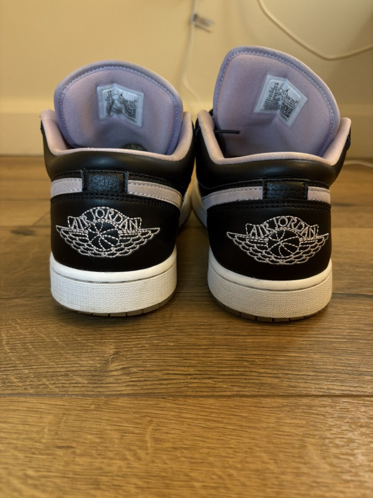 Jordan Brand Jordan 1 Low SE Black Iced Lilac Size US 11 / EU 44 - 3 Thumbnail