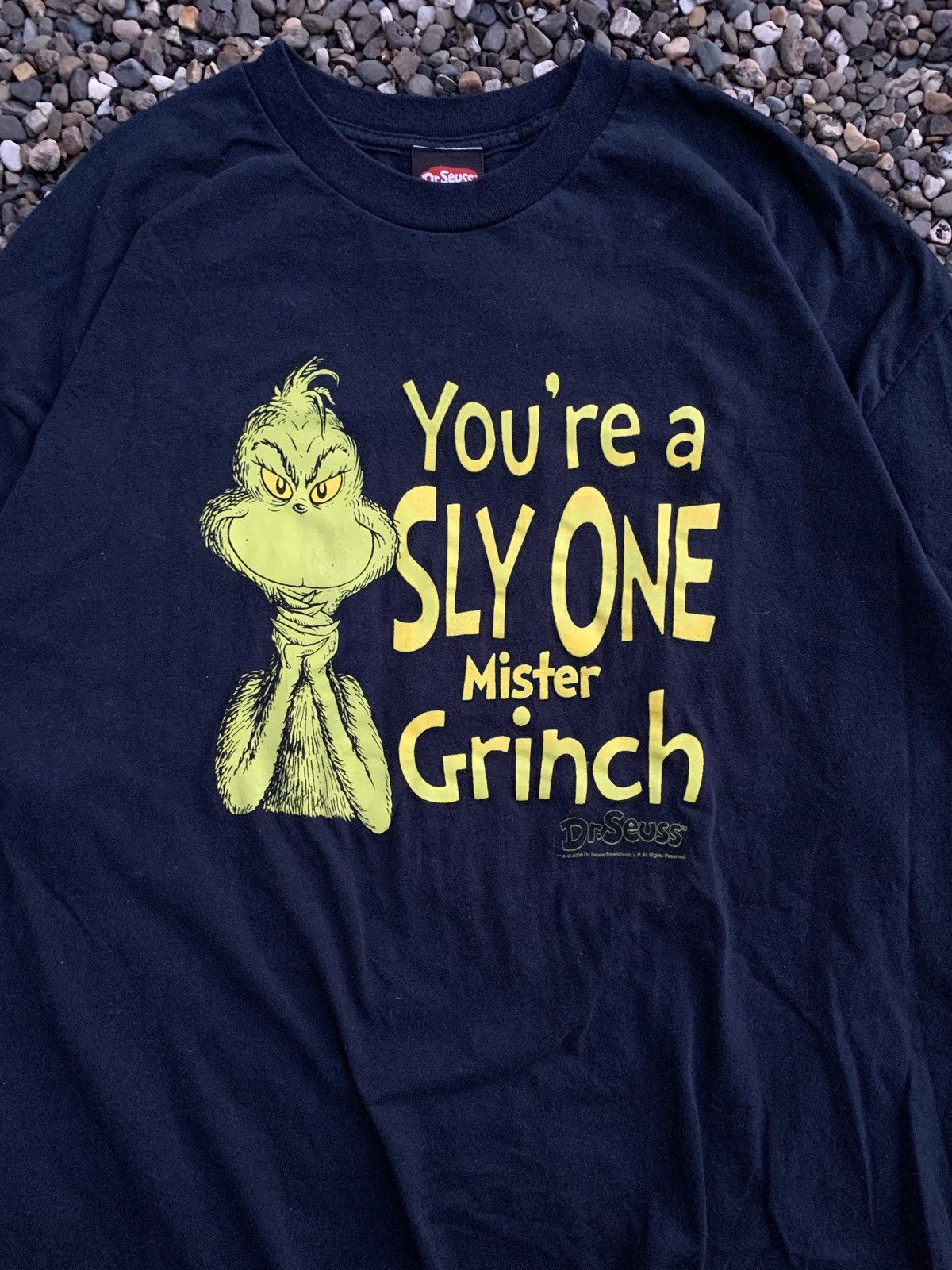 Alstyle Vintage 2006 Dr. Suess Mister Grinch Movie Promo T-Shirt Size US XXL / EU 58 / 5 - 2 Thumbnail