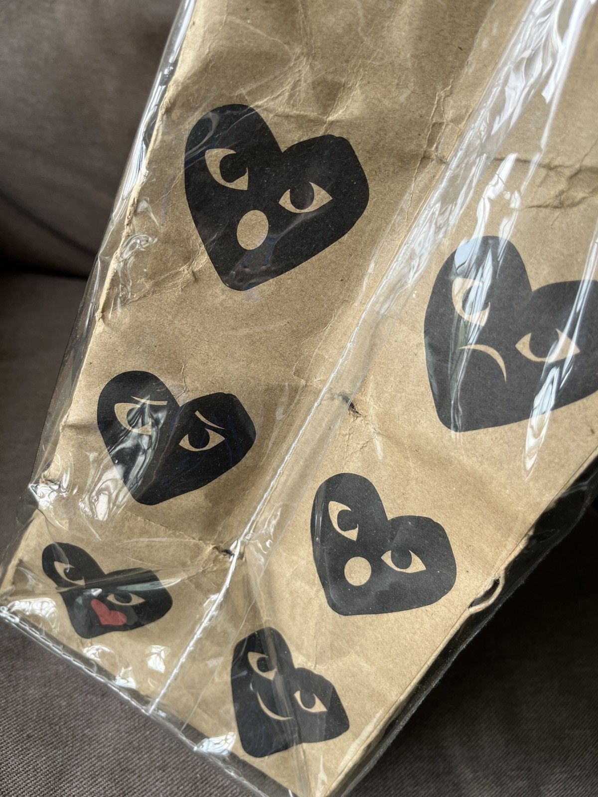 Comme des Garcons × Comme des Garcons PLAY × Designer Comme Des Garcons Holiday Emoji Paper Bag Size ONE SIZE - 6 Thumbnail