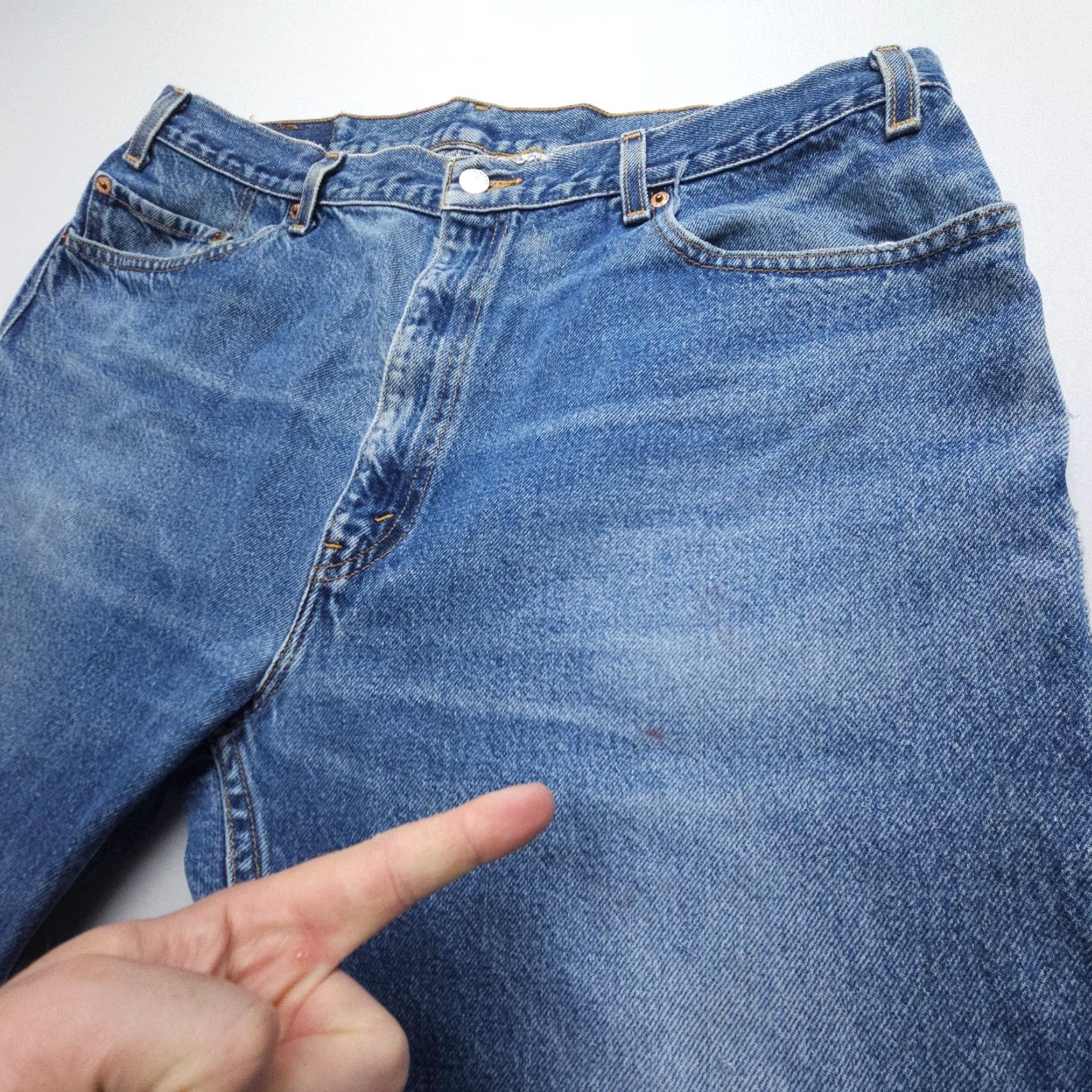 Levi's VINTAGE Levi's 505 Jeans Mens 40 x 29 Blue Dark Rigid Straight 5-Pocket Denim Cotton Regular Classic American Size US 40 / EU 56 - 7 Thumbnail