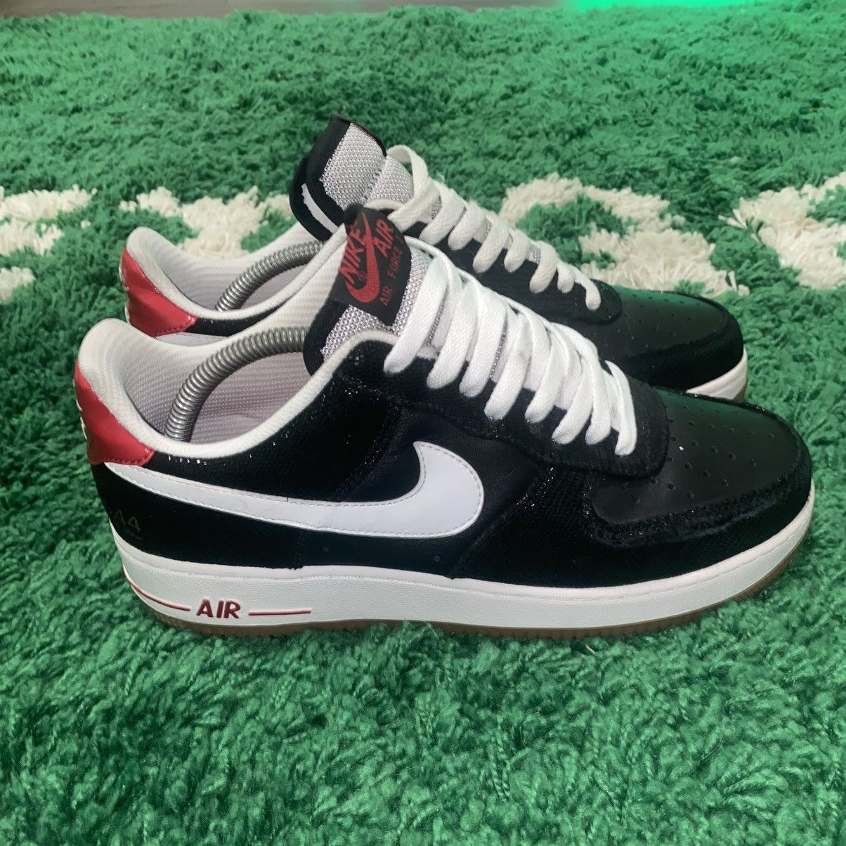 Nike Nike Air Force 1 Low “Sticky Rubber” G-44 2009 – Black/Red Size US 9 / EU 42 - 2 Thumbnail