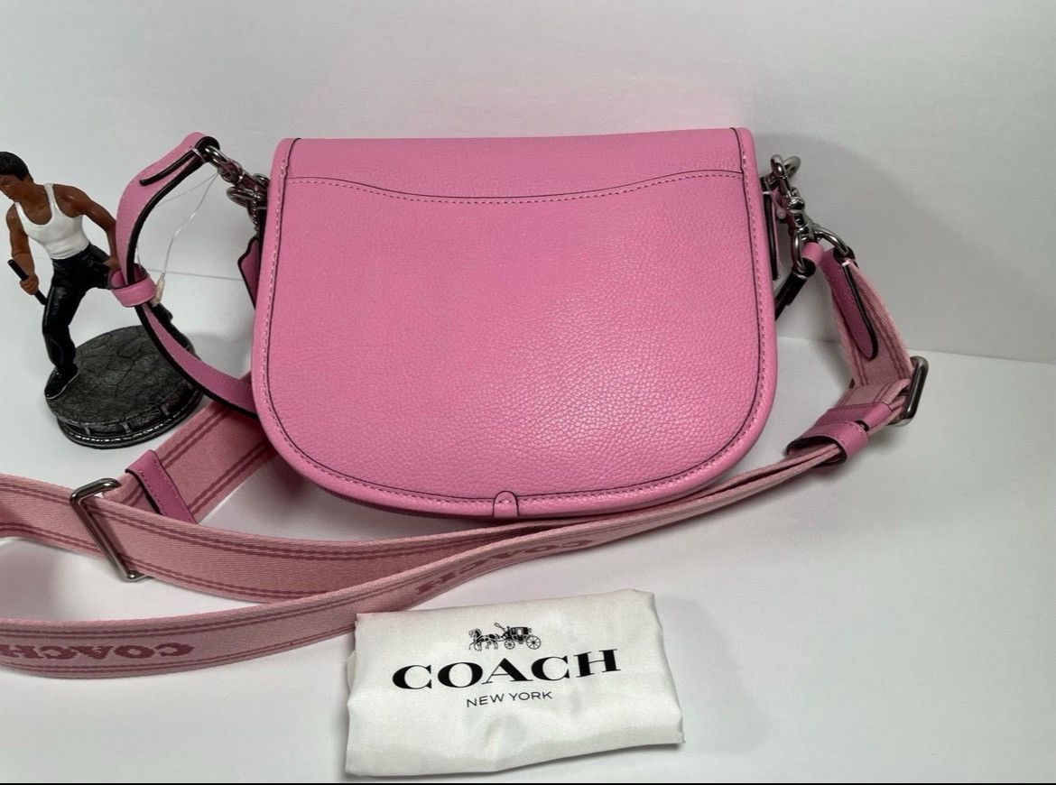 Coach Coach Camera Bag In Signature Canvas With Heart Print NWT Size ONE SIZE - 2 Thumbnail