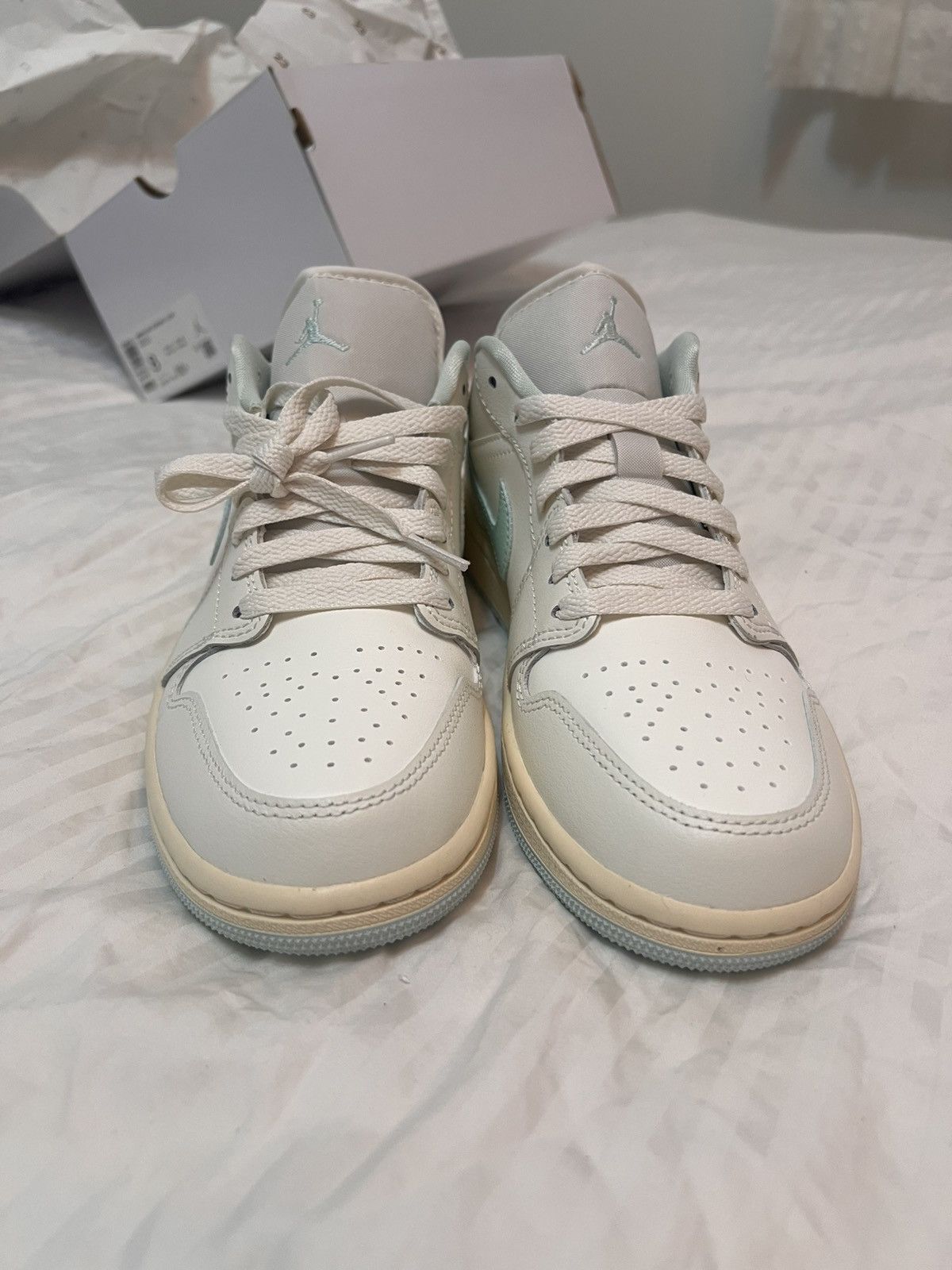 Nike Women’s Air Jordan 1 Low Size US 8 / IT 38 - 2 Thumbnail