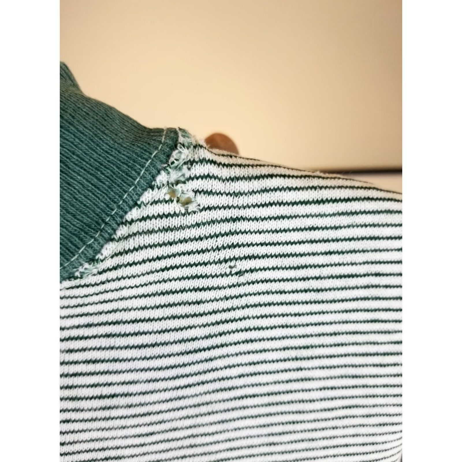 Champion VINTAGE CHAMPION COLLEGE SHORT SLEEVE SWEATSHIRT M Green CONVERSE RUNNER TAG USA Mens Size US M / EU 48-50 / 2 - 5 Thumbnail