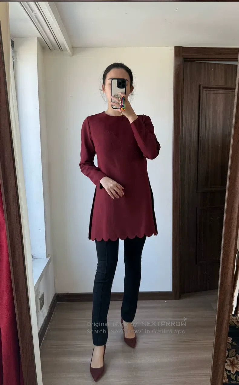 Valentino Valentino dress Size M / US 6-8 / IT 42-44 - 2 Thumbnail