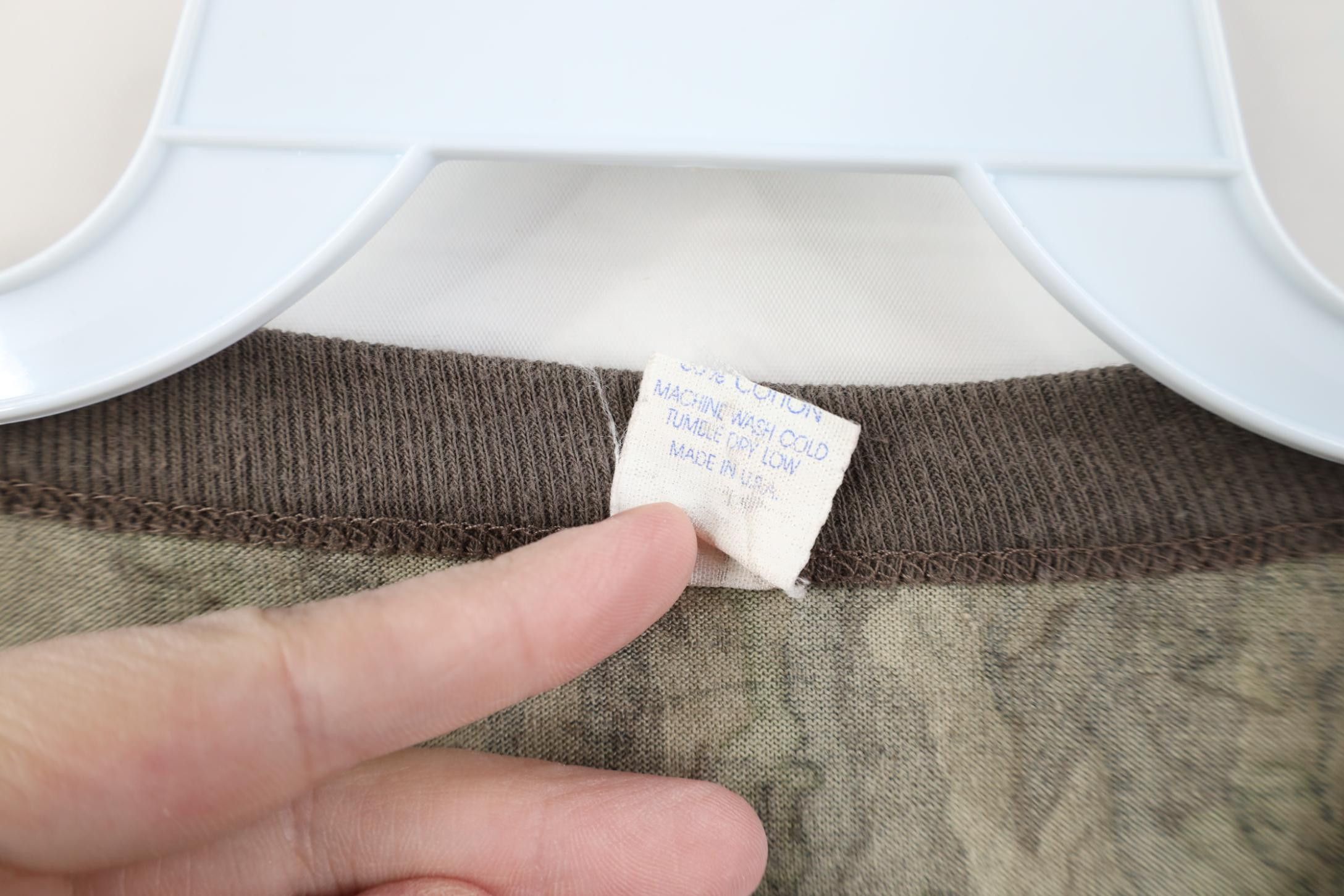 Vintage Vintage 80s 90s Streetwear Camouflage Long Sleeve T-Shirt Size US XL / EU 56 / 4 - 7 Thumbnail