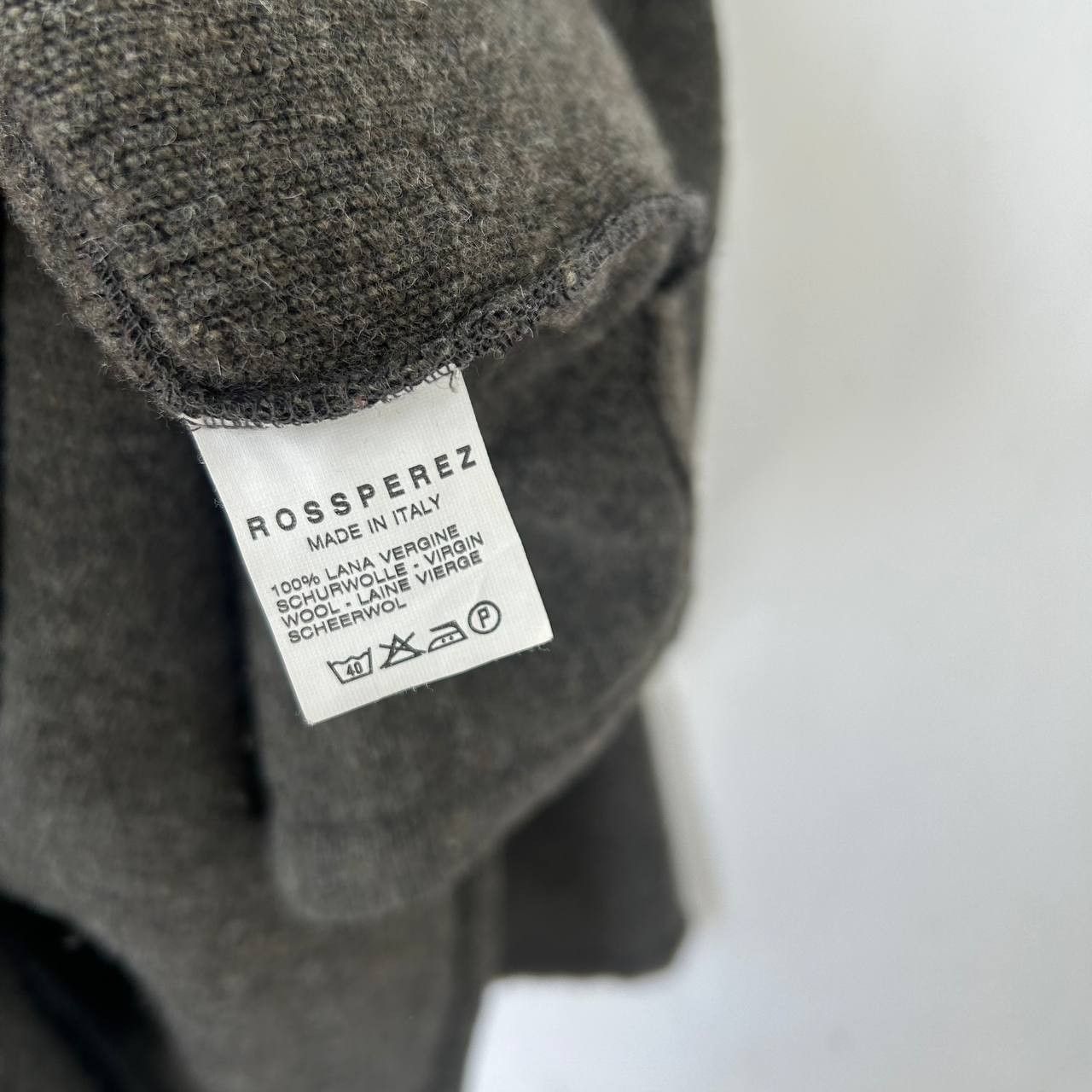 Luxire Rossperez wool cardigan #317 Size US M / EU 48-50 / 2 - 3 Thumbnail