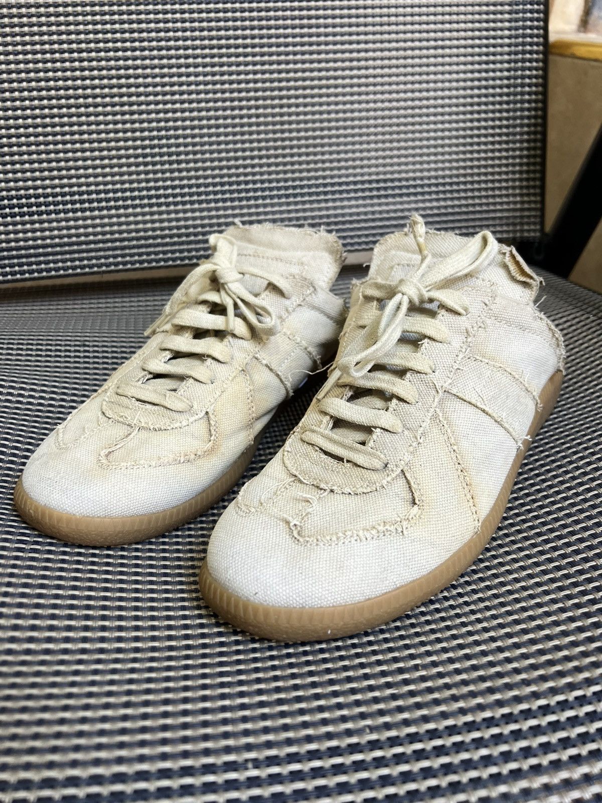 Maison Margiela Maison Margiela Distressed Canvas Mules Size US 5 / IT 35 - 1 Thumbnail