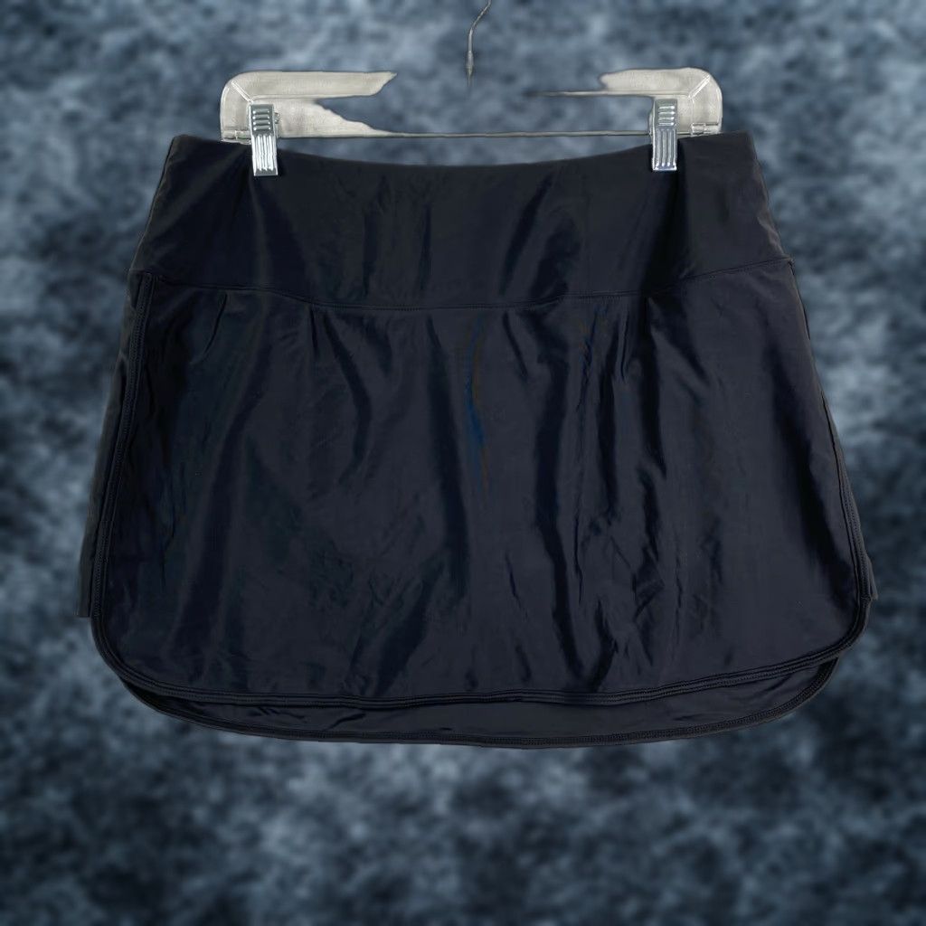 Swims Soothfeel Black Swim Skirt XXL Lined Pocket Bottom Womens Bottom NWT Swimsuit Skort Size 40" / US 18 - 1 Thumbnail