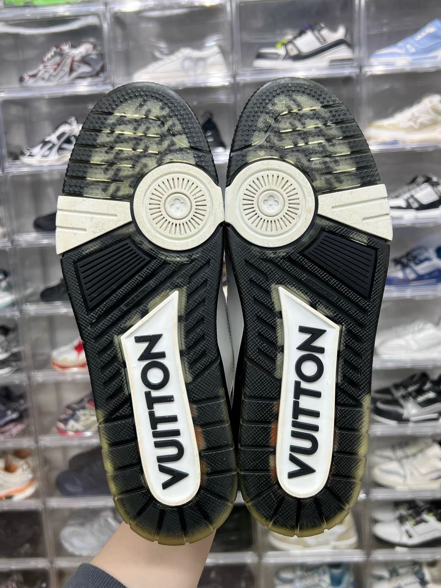 Louis Vuitton Louis Vuitton Trainer Sneakers K15 Size US 9 / EU 42 - 8 Thumbnail