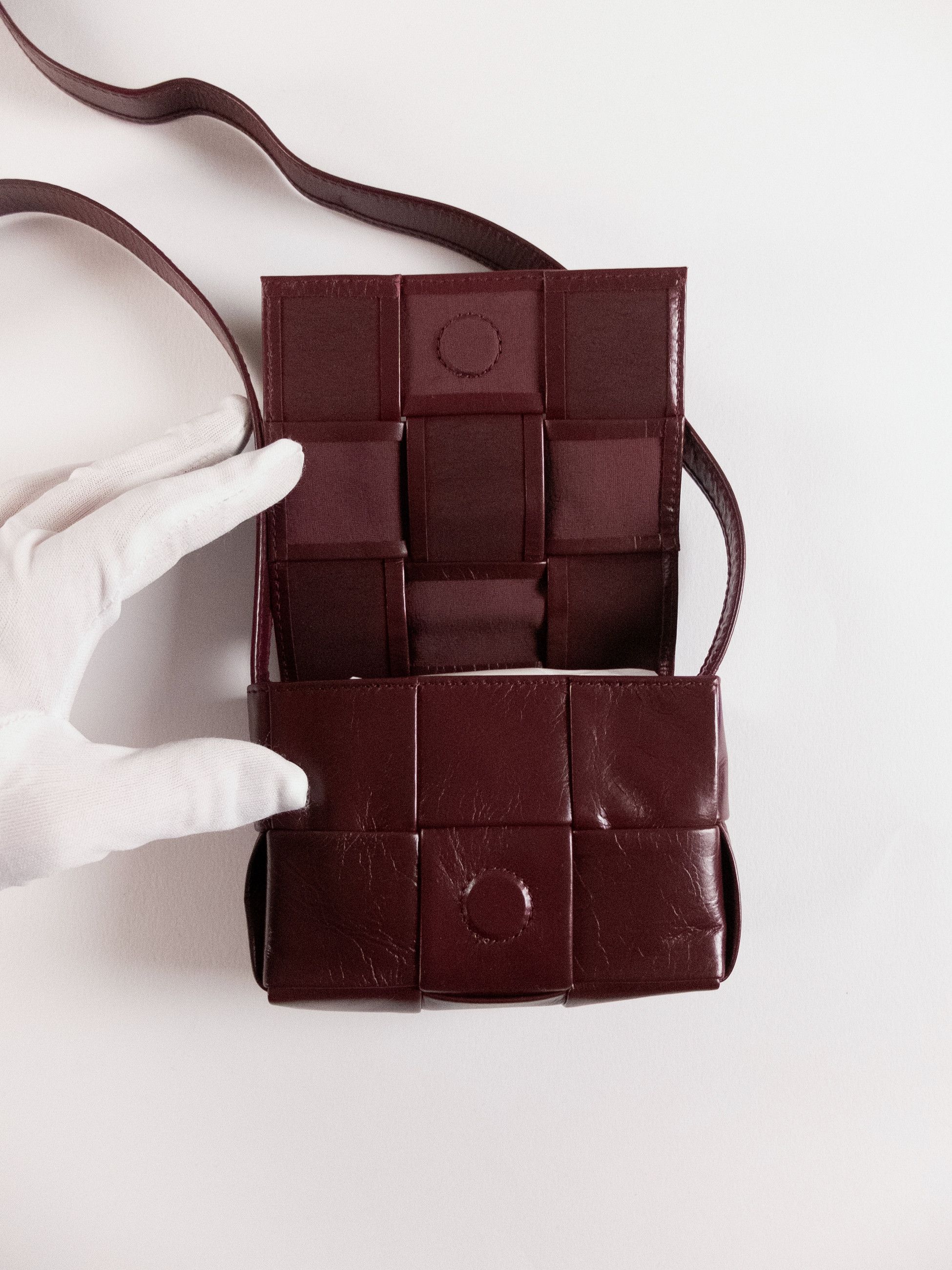 Bottega Veneta BOTTEGA VENETA Candy Cassette burgundy leather mini bag Size ONE SIZE - 9 Thumbnail