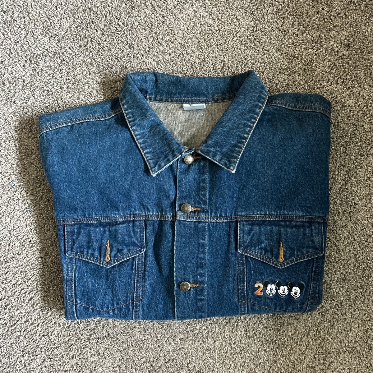 Disney 2000 vintage disney jean jacket Size US XL / EU 56 / 4 - 5 Thumbnail
