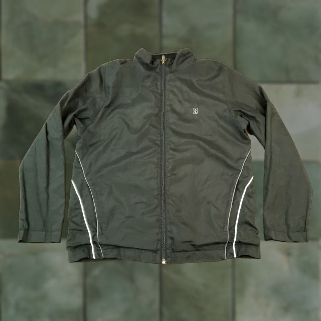 Nike VINTAGE Nike Windbreaker Jacket Womens Medium Black Lightweight Size M / US 6-8 / IT 42-44 - 1 Thumbnail