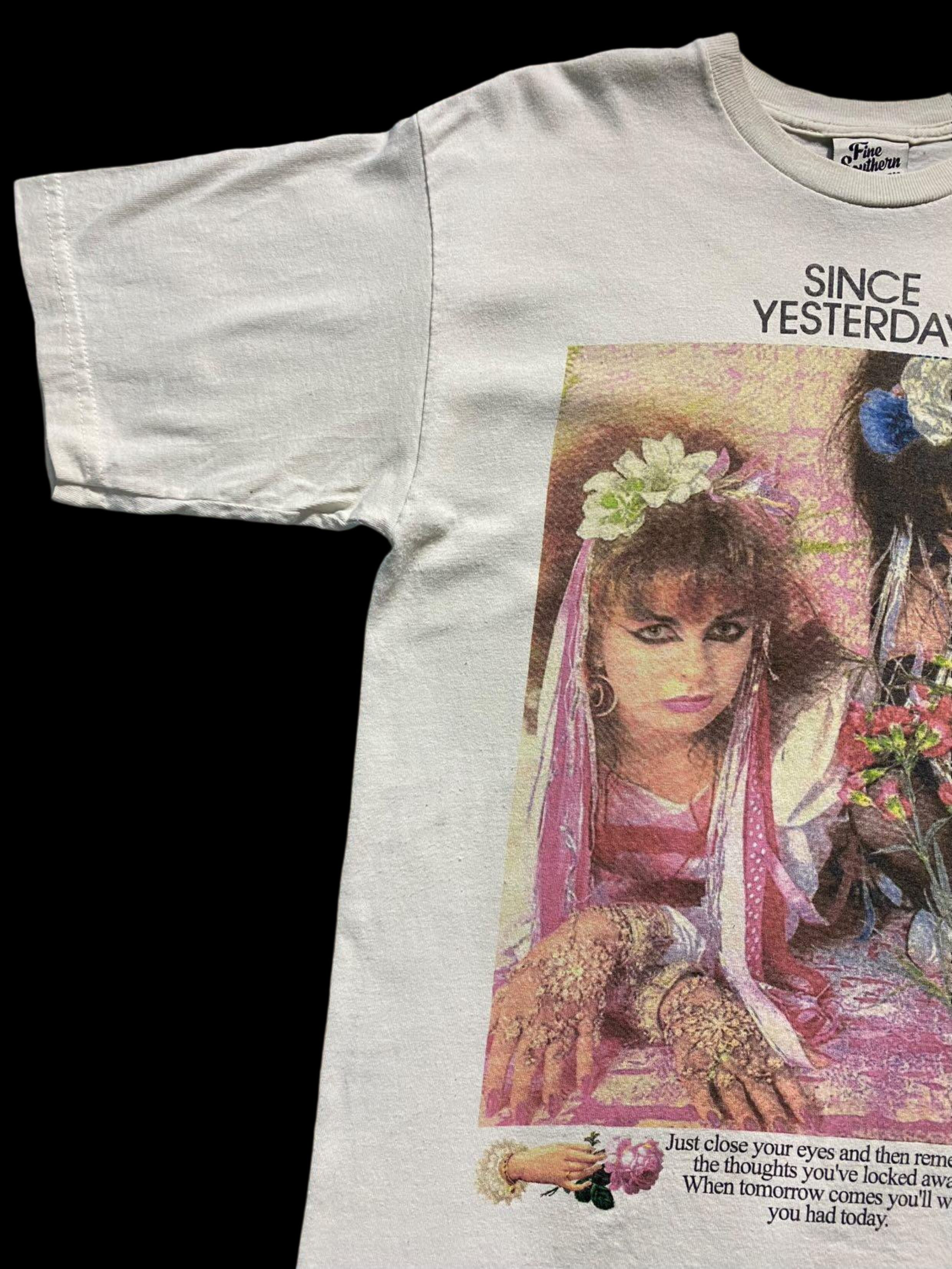 Band Tees Strawberry Switchblade Scottish Pop Duo 80s Since Yesterday Size US M / EU 48-50 / 2 - 4 Thumbnail