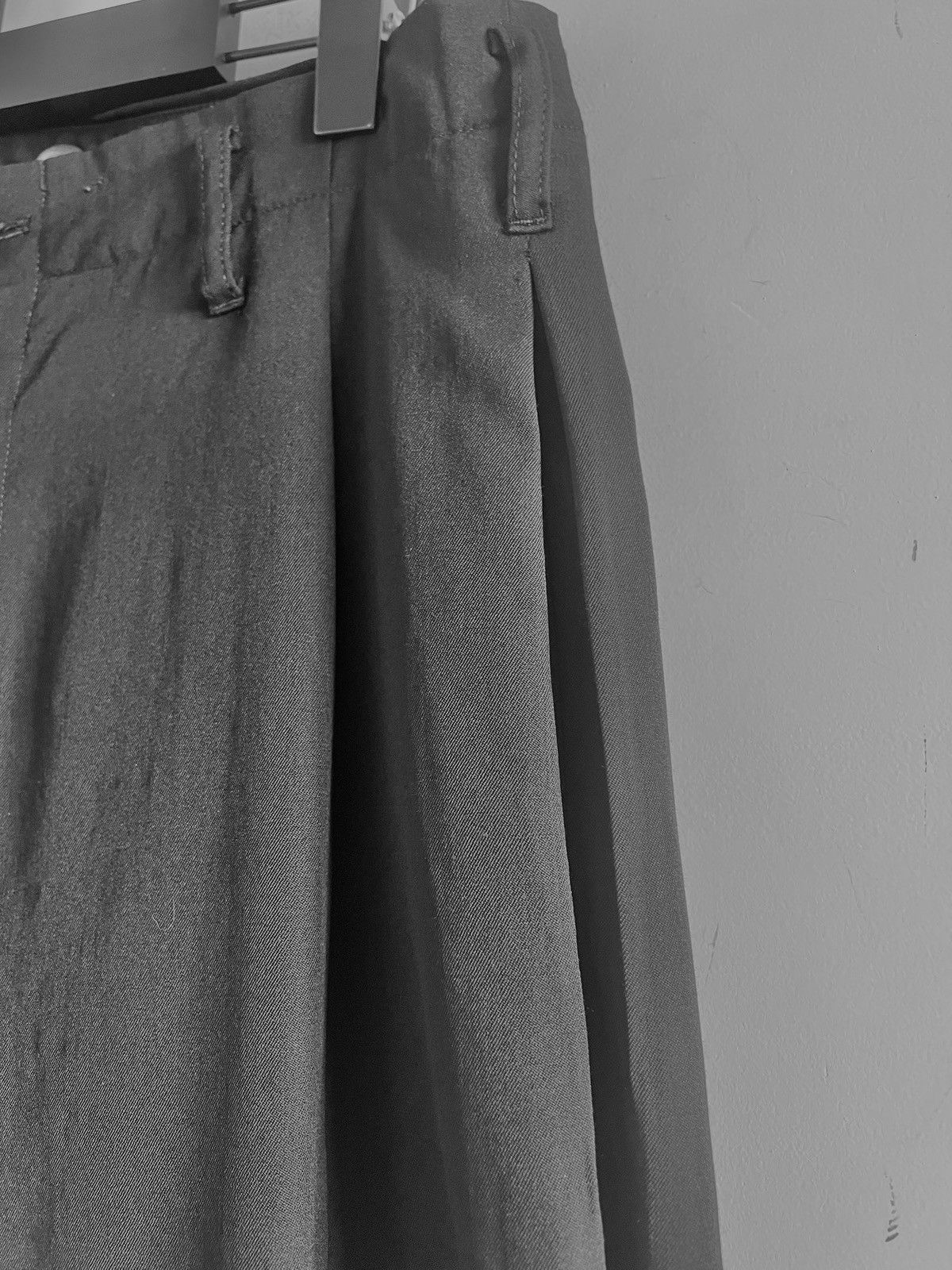 Yohji Yamamoto Yohji Yamamoto Pour Homme - W/GABARDINE Side Tuck Pants Size US 30 / EU 46 - 3 Thumbnail